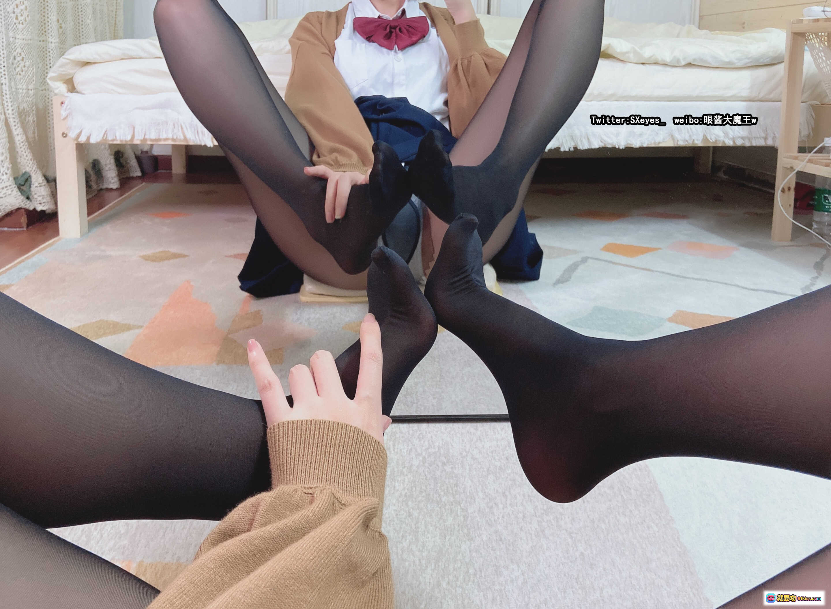 图片[7] - 眼酱大魔王w Vol.21 制服写真 黑丝美腿 学院风JK 日系少女 室内私房摄影 30P高清图集 - 就要吻