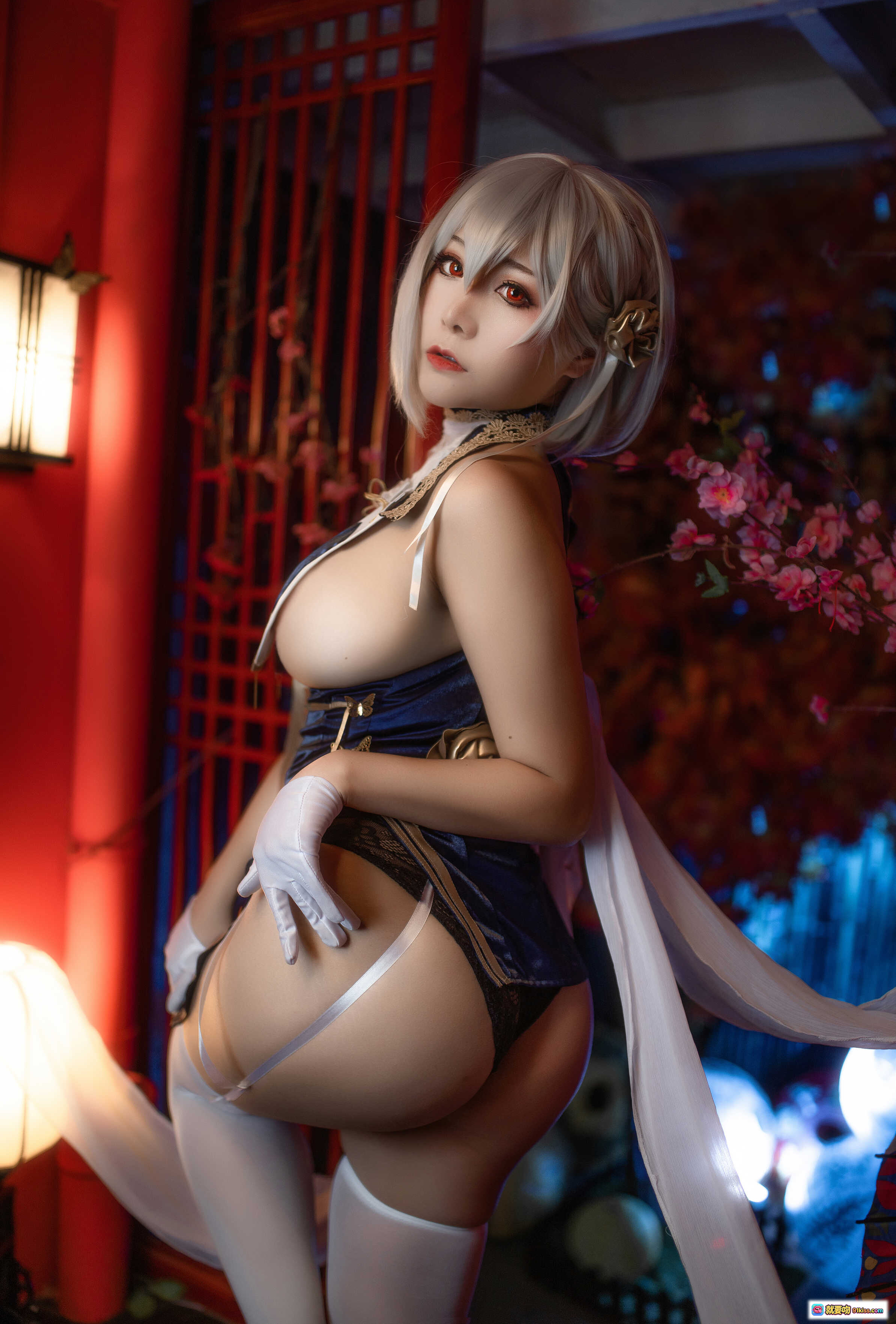 图片[6] - 三刀刀miido NO.018 天狼星 Cosplay写真 36P 1.1G 白发和风美少女 旗袍造型 性感姿态 日式庭院背景 精致妆容 高跟白丝 樱花蝴蝶装饰 - 就要吻