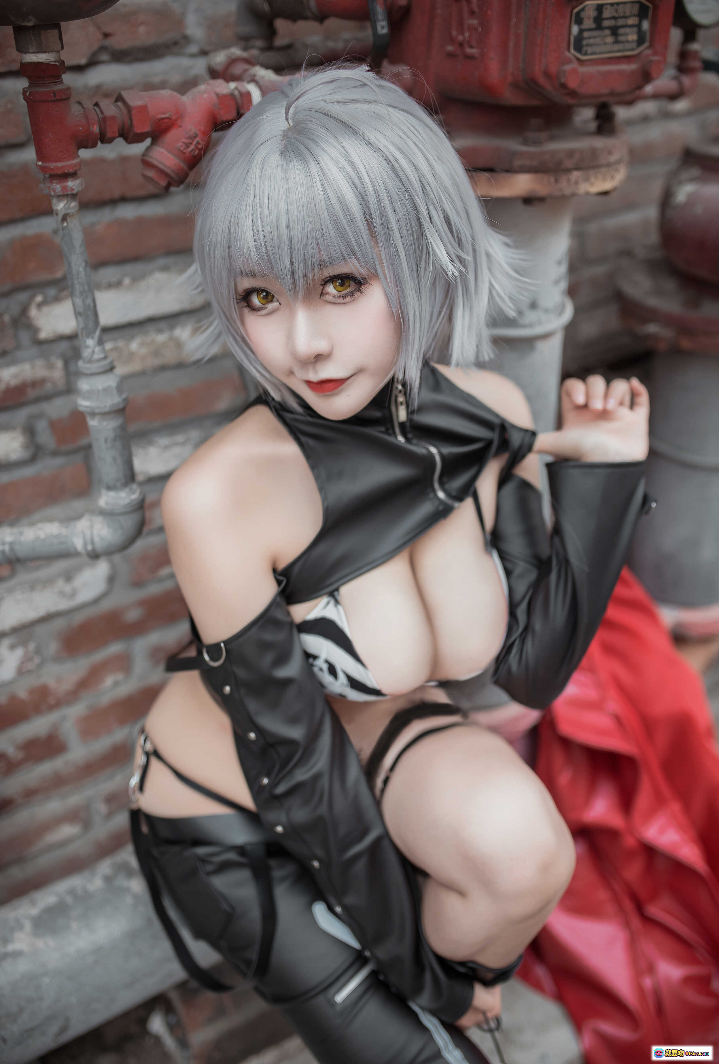 图片[7] - 三刀刀miido NO.003 黑贞德 Cosplay 精美写真 77P 992MB 暗黑系 女神造型 链条场景 蓝光氛围 沉浸式视觉盛宴 - 就要吻