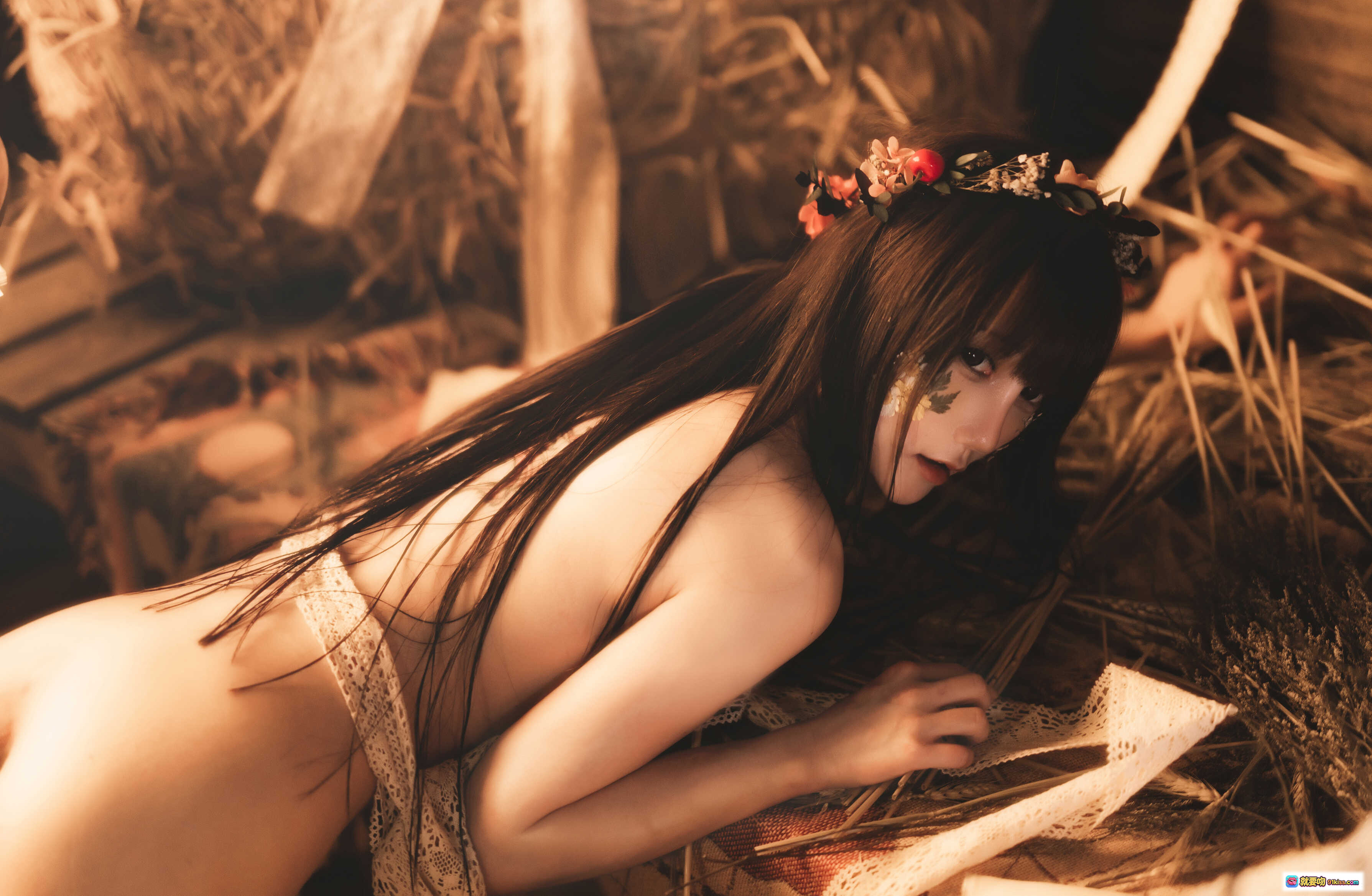 图片[5] - 星野咪兔NO.006《我没有谈的那场恋爱》64P高清写真集｜暗调光影｜蕾丝内衣｜草垛场景｜情绪氛围感｜唯美私房摄影 - 就要吻