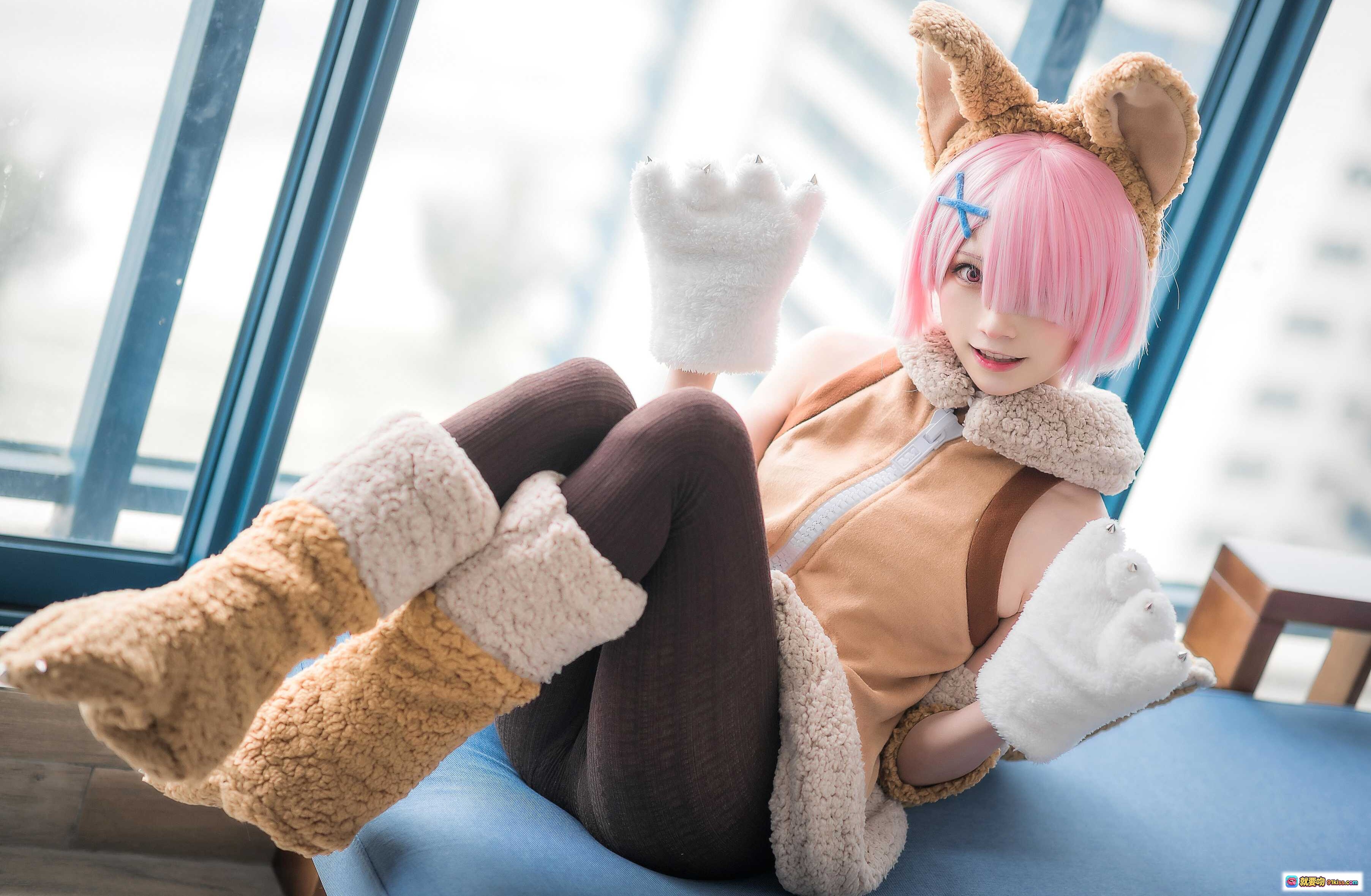 Kitaro绮太郎NO.048拉姆cosplay粉发兔耳萌系写真 16P高清美图 - 就要吻