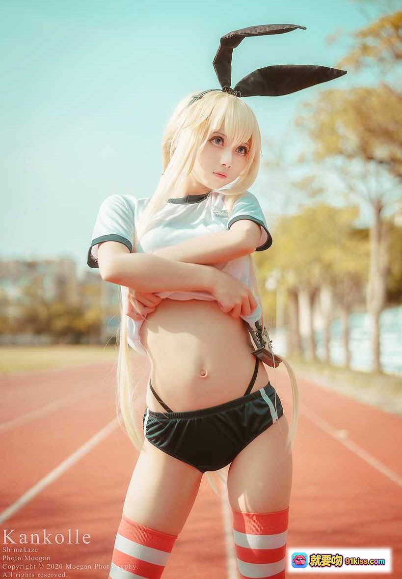 图片[9] - 岛风cosplay户外跑道写真｜舰娘舰これ角色扮演｜兔耳金发少女｜条纹长袜运动风｜Kankolle摄影作品 - 就要吻