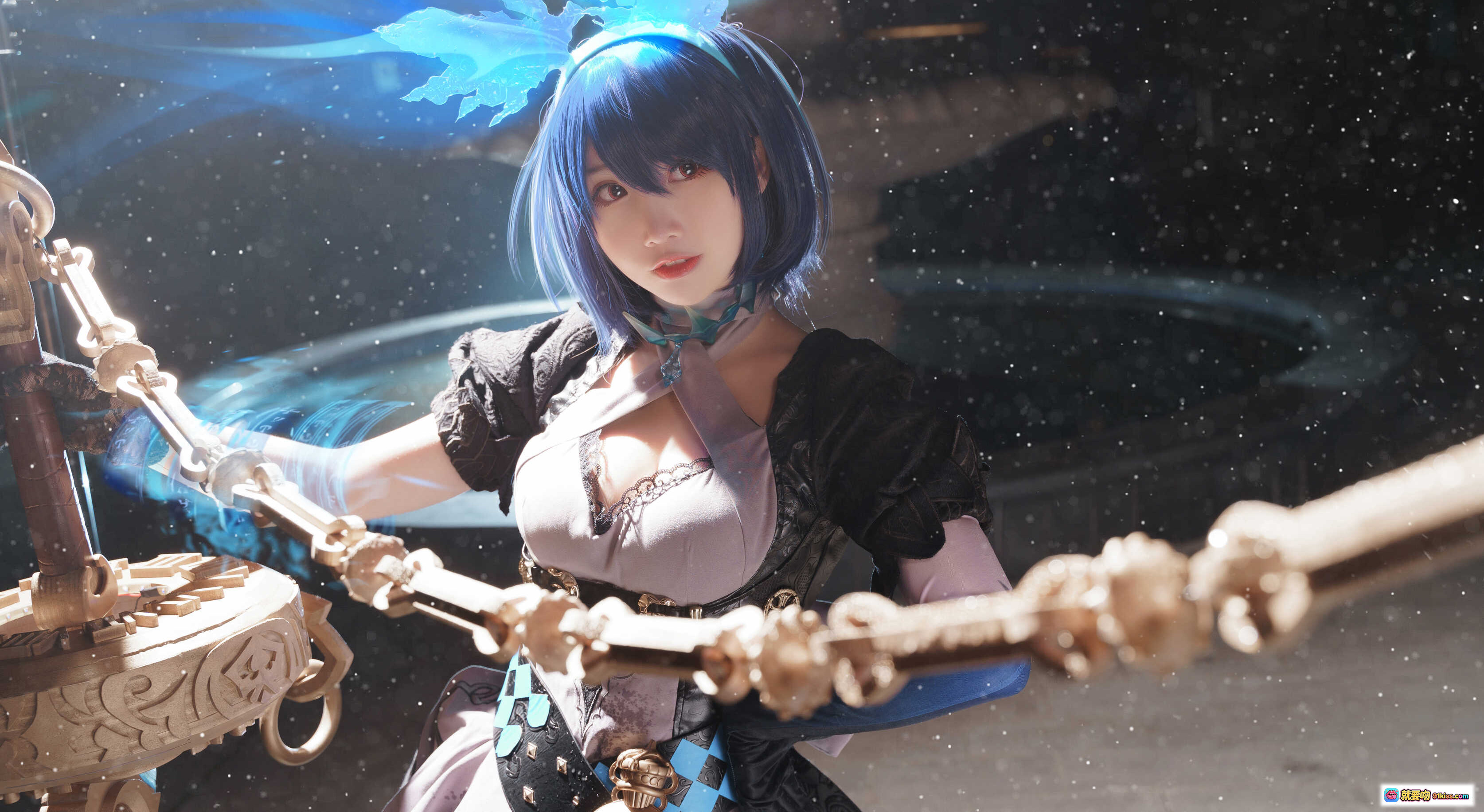 图片[8] - 面饼仙儿NO.094爱丽丝Cosplay写真｜蓝发少女魔法裙装+华丽权杖+星空特效+精致洛丽塔风+18P高清图集 - 就要吻