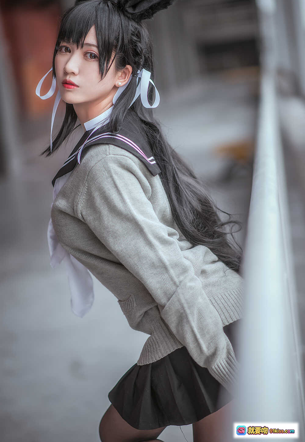 图片[9] - 鳗鱼霏儿NO.009碧蓝航线爱宕犬cosplay写真-黑丝兔耳校服少女坐姿美图 - 就要吻