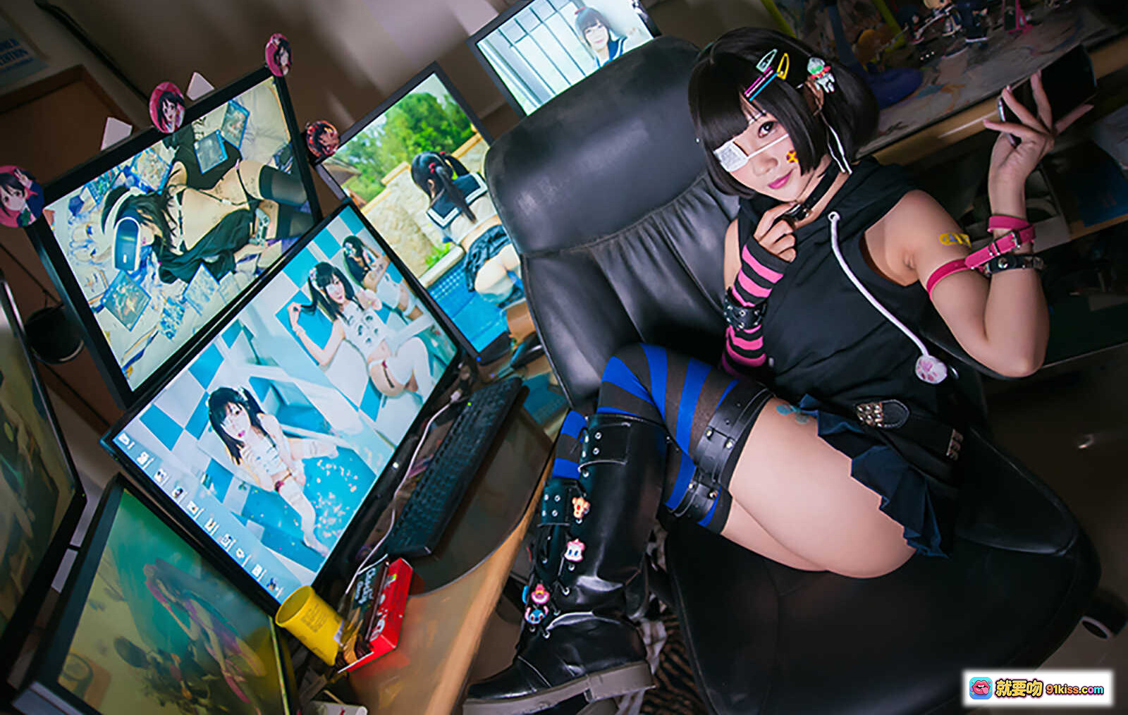 图片[5] - 铭铭Kizami NO.013 宅女Cosplay美少女游戏主题写真 二次元动漫风多屏环绕场景 黑丝长靴眼罩造型 30P高清图集 - 就要吻