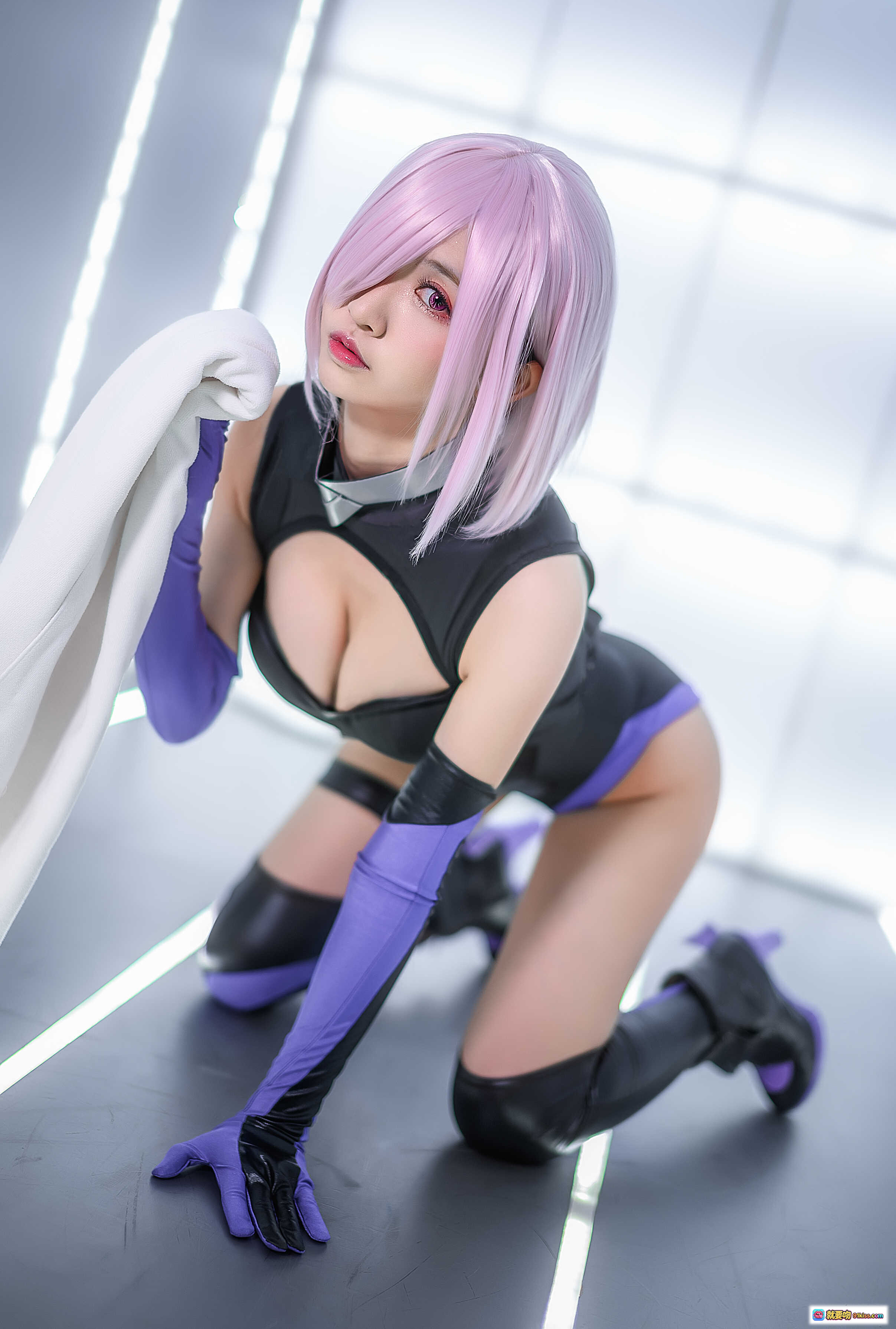 图片[10] - 鳗鱼霏儿NO.043玛修训练服Cosplay写真 – 粉发紫手套黑紫紧身衣性感姿势高清图集 - 就要吻