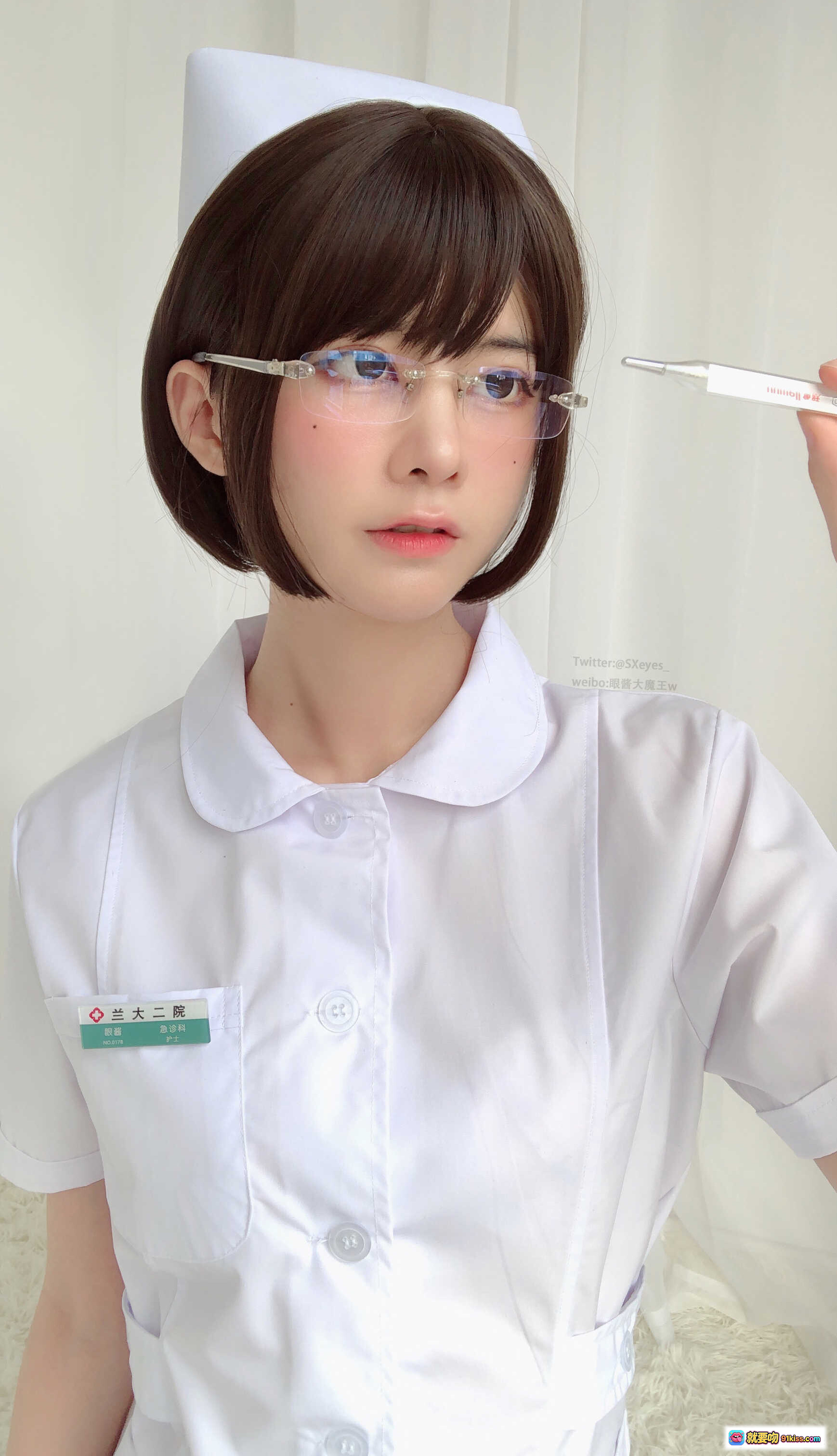 图片[6] - 眼酱大魔王W NO.022 白护士写真 透明丝袜美腿特写 纯白背景私房摄影 19P高清图集 - 就要吻