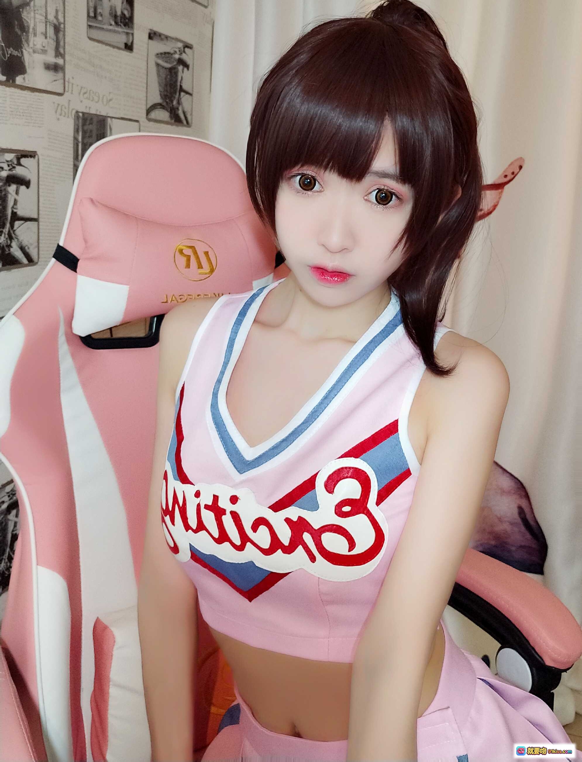 图片[6] - 鳗鱼霏儿NO.030加藤惠cos自拍写真 粉色啦啦队服萌系少女宅家撸猫治愈系美图 - 就要吻