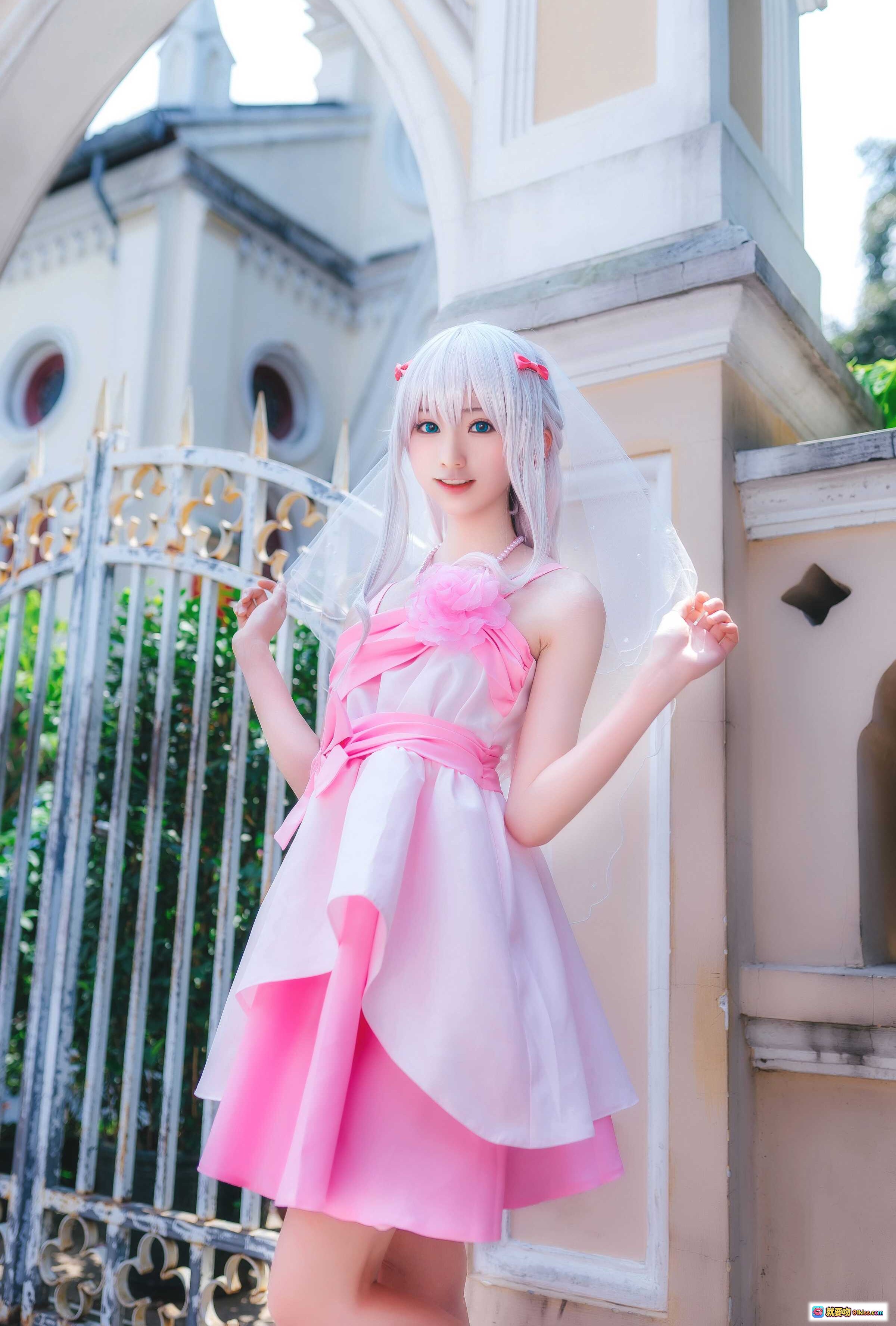 图片[2] - 和泉纱雾cosplay写真 | 粉色连衣裙白发蓝瞳少女 | 户外绿植背景清新自然 | Kitaro绮太郎NO.088作品 - 就要吻