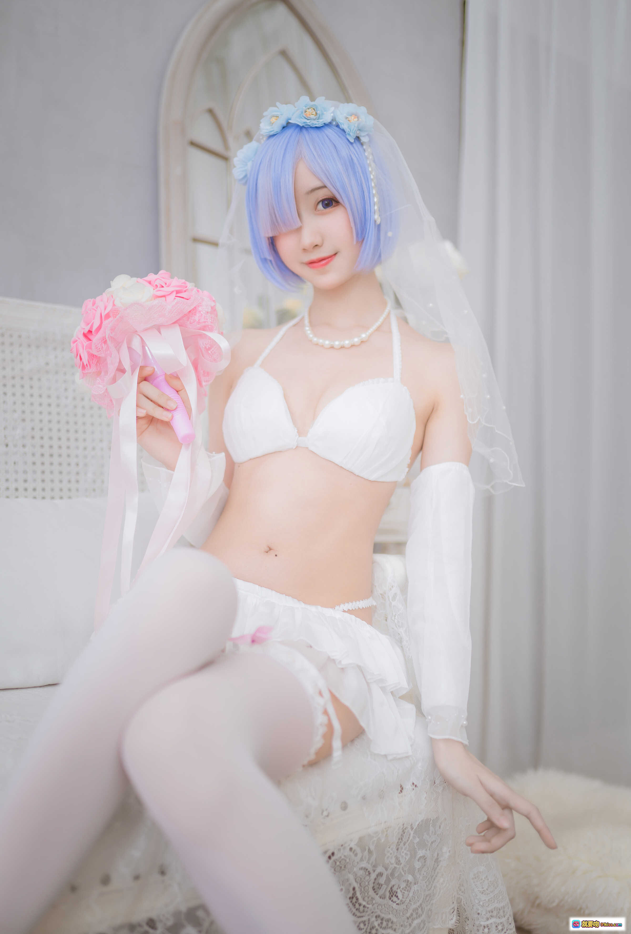 图片[6] - 木绵绵OwO NO.062 蕾姆婚纱写真｜蓝发少女白色蕾丝婚纱 Cosplay 甜美性感室内私房摄影 30P高清图集 - 就要吻
