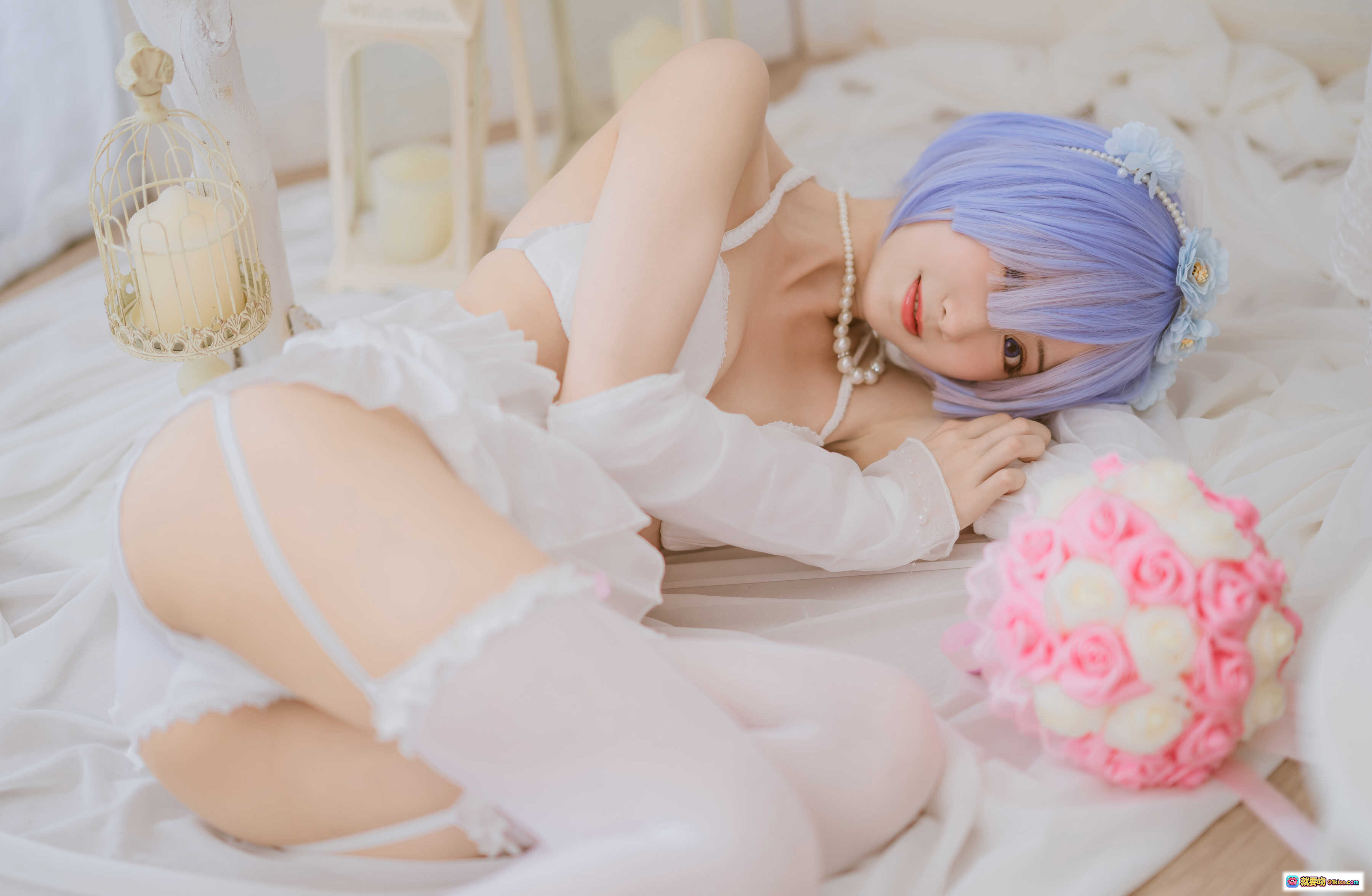 图片[4] - 木绵绵OwO NO.062 蕾姆婚纱写真｜蓝发少女白色蕾丝婚纱 Cosplay 甜美性感室内私房摄影 30P高清图集 - 就要吻