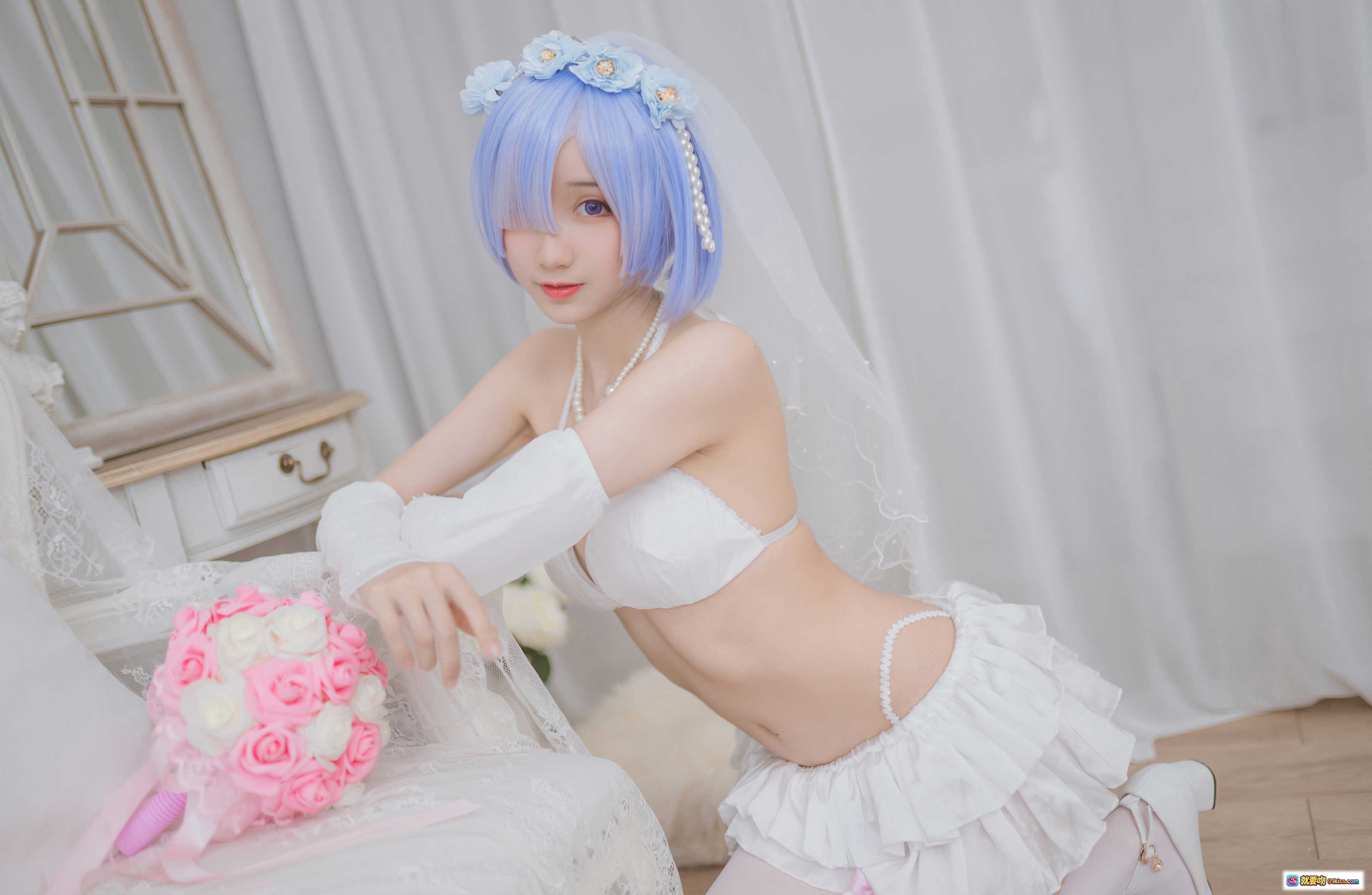 图片[5] - 木绵绵OwO NO.062 蕾姆婚纱写真｜蓝发少女白色蕾丝婚纱 Cosplay 甜美性感室内私房摄影 30P高清图集 - 就要吻