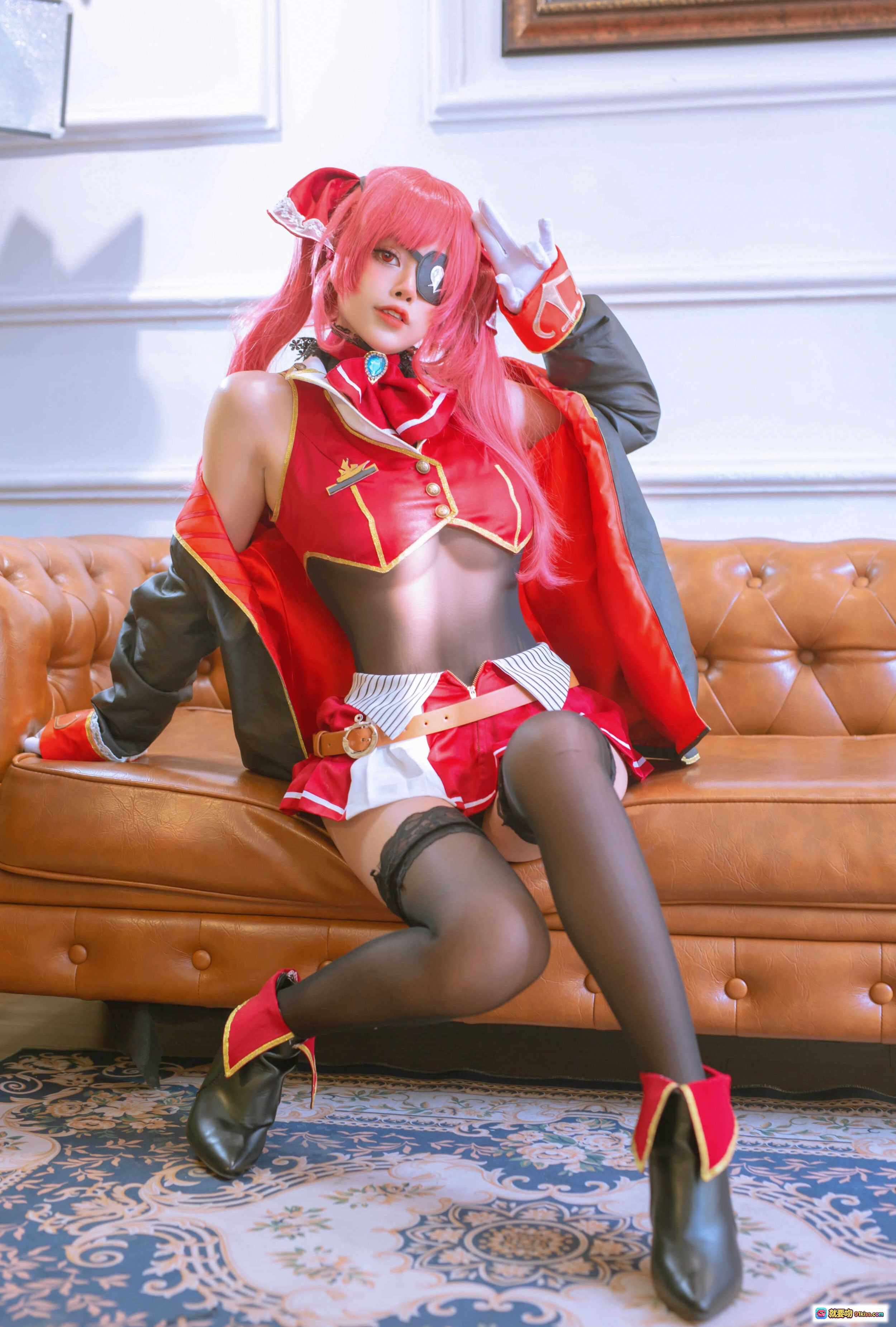 图片[3] - 宝钟玛琳cosplay写真 | 粉发双马尾 | 红色制服女仆装 | 白手套黑丝袜 | 室内复古风摆拍 | Byoru NO.007 56P高清图集 - 就要吻