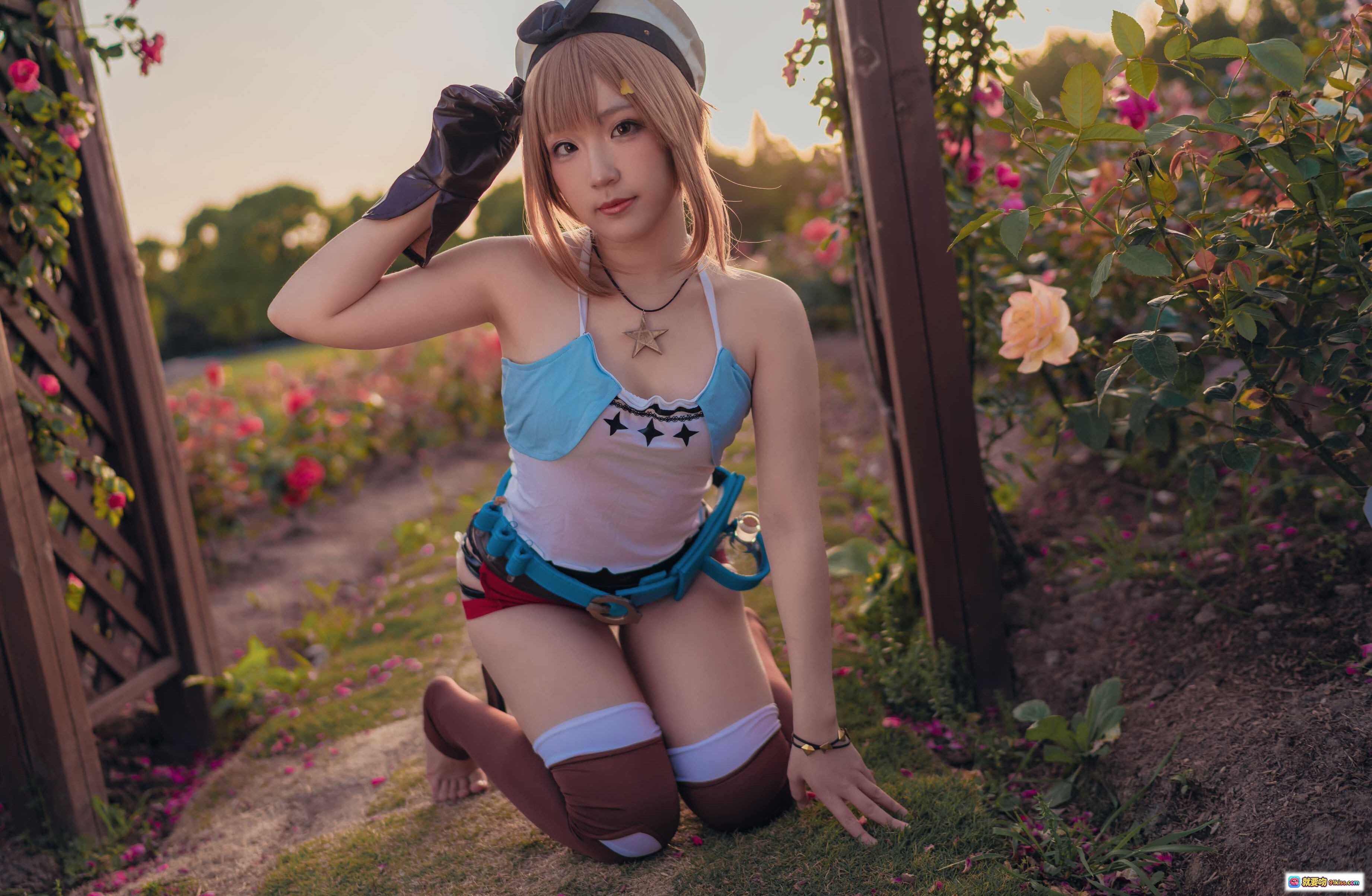 图片[10] - 弥美Mime NO.018 莱莎的炼金工房 cosplay写真 花园少女 甜美制服 持瓶道具 自然光拍摄 高清34P 138MB - 就要吻