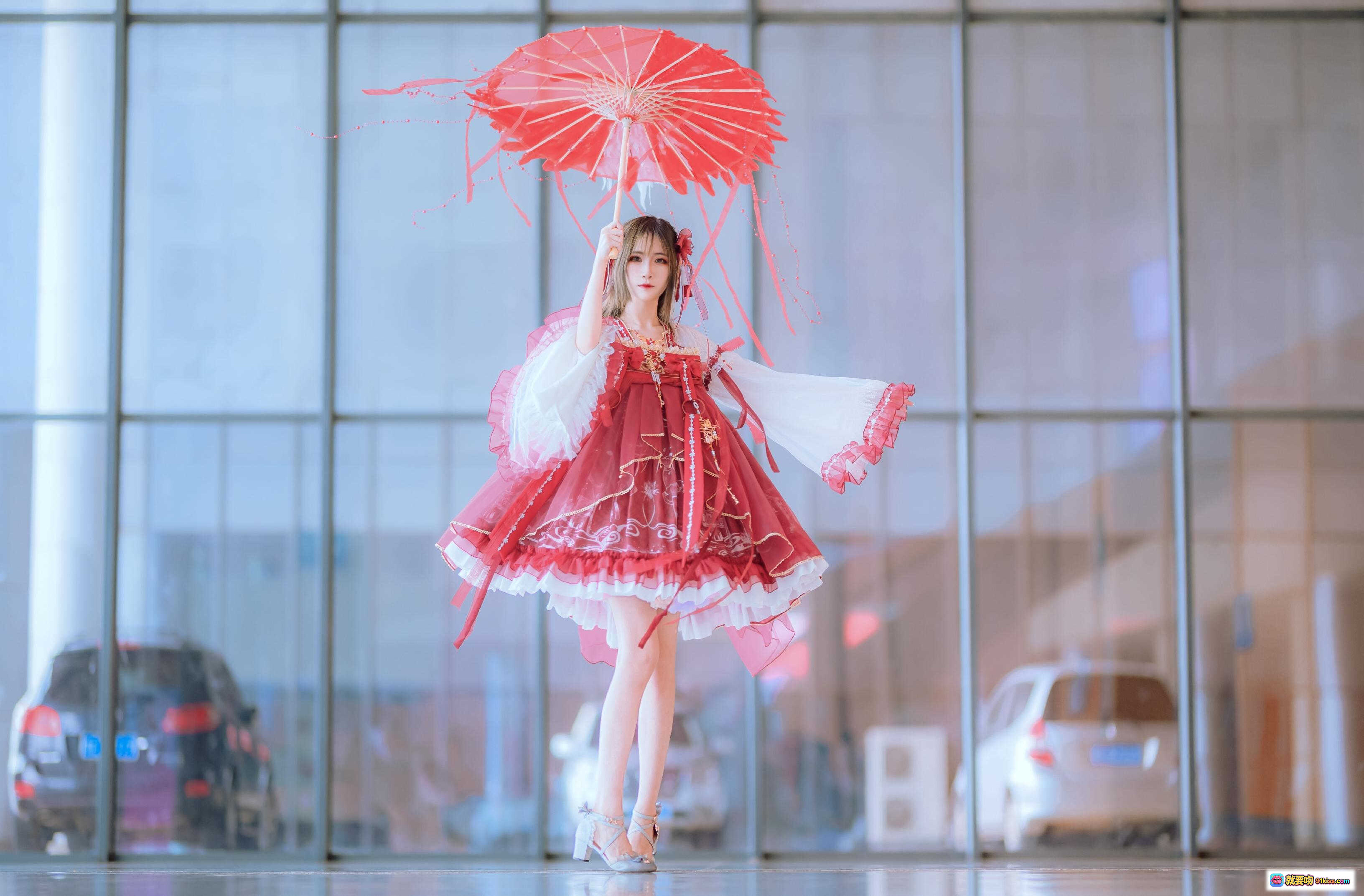 图片[3] - 妖君白研NO.17 LOLITA装扮—屿鹿共生 红色和风伞装 洛丽塔少女写真 甜美复古风 持伞比耶造型 二次元Cosplay摄影 - 就要吻