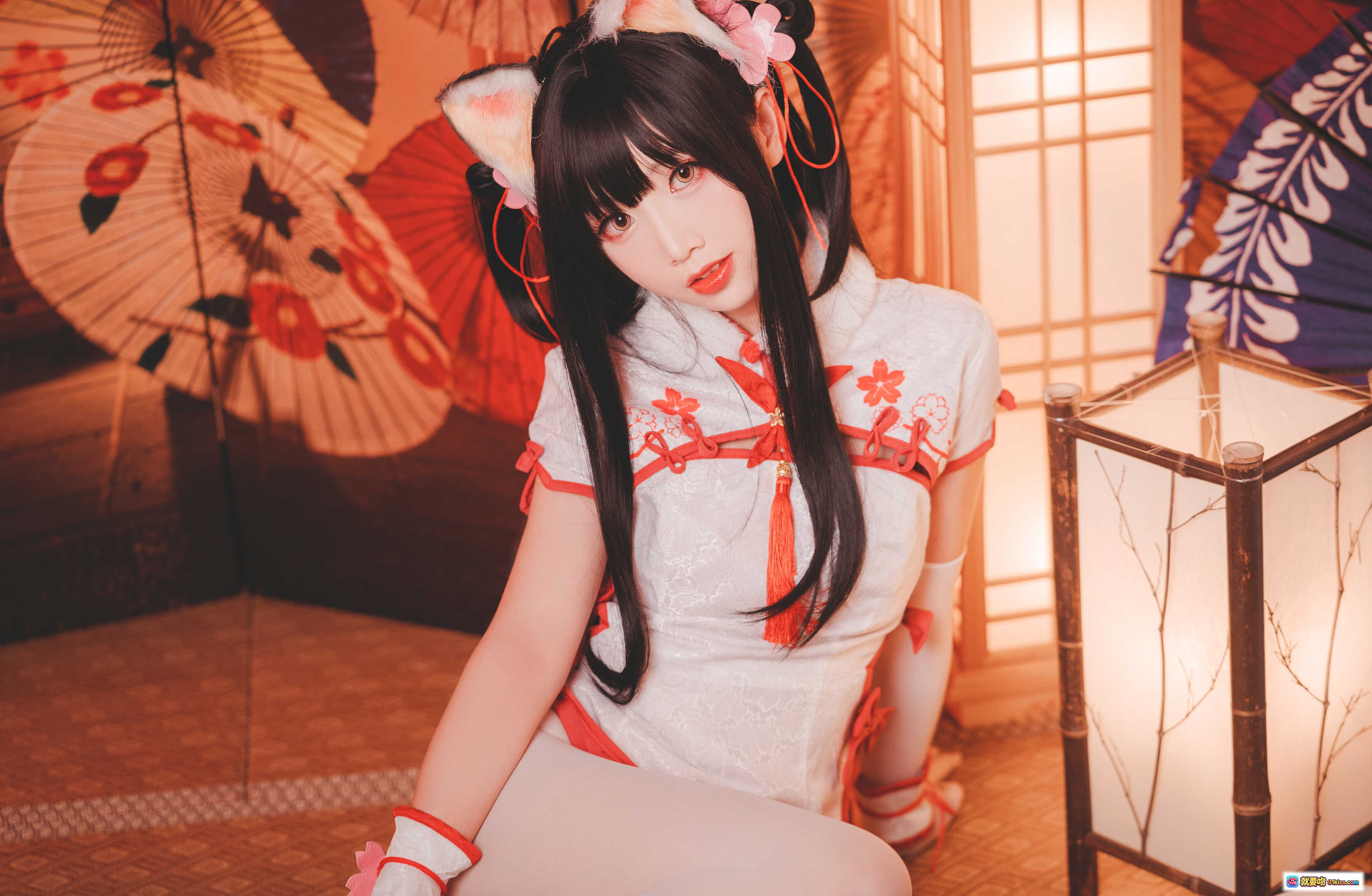 图片[5] - 面饼仙儿NO.059夕暮和风写真·日式伞灯背景·旗袍猫耳少女·跪姿手持团扇·16P高清图集 - 就要吻