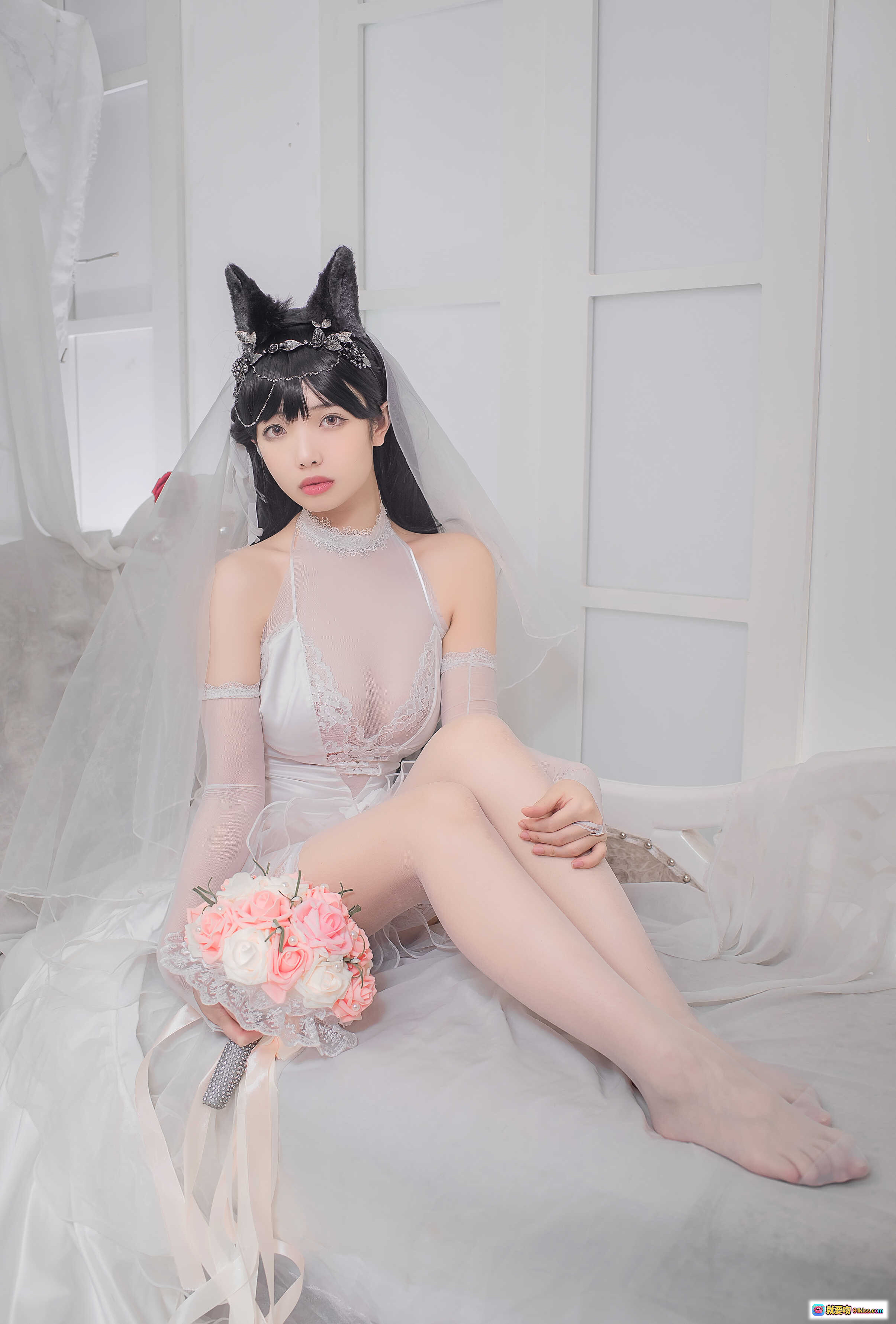 图片[7] - 雯妹不讲道理NO.028 雯妹爱宕花嫁写真 32P高清猫耳新娘蕾丝婚纱手持花束白纱床榻私房美图 - 就要吻