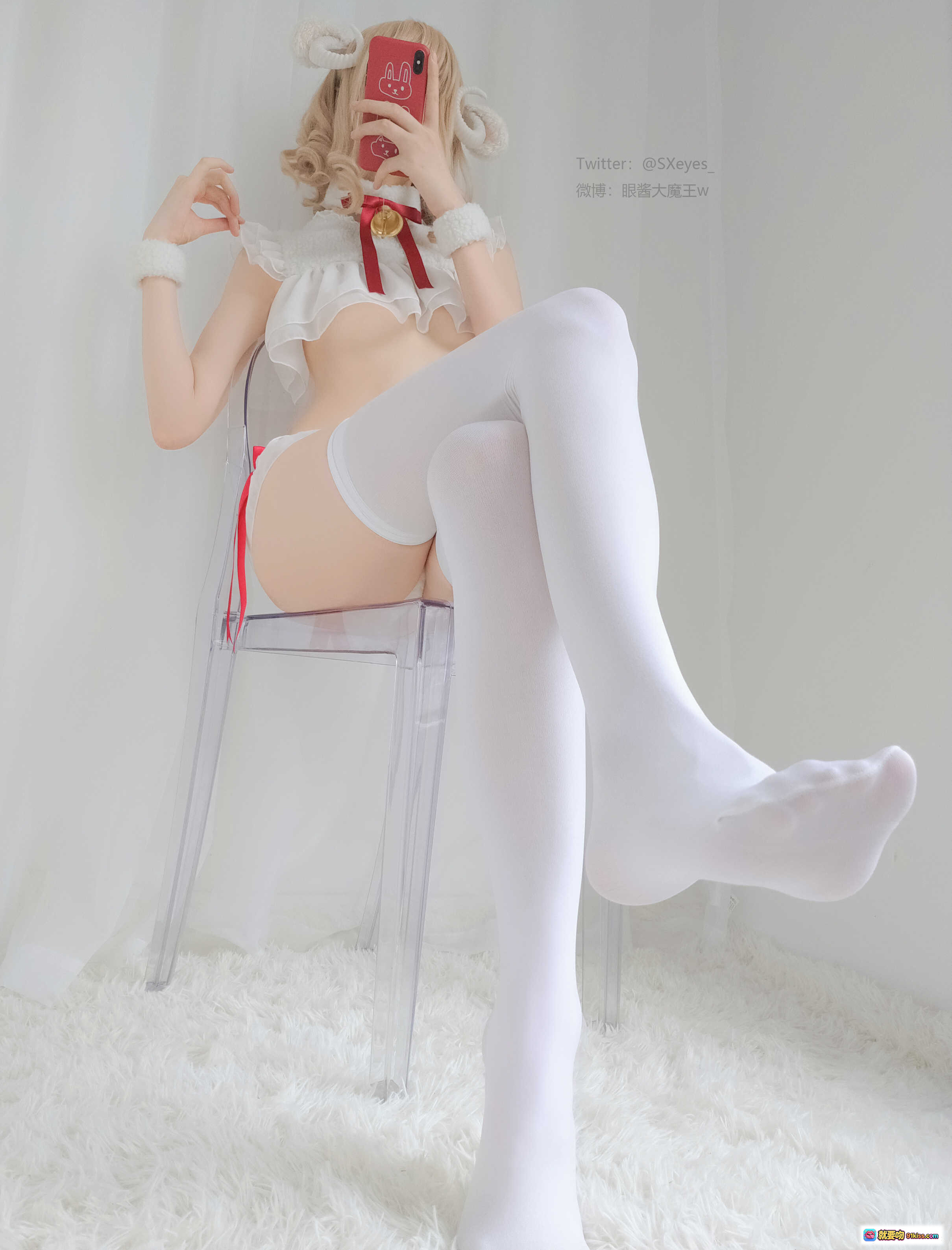 图片[7] - 眼酱大魔王w羊咩咩cosplay金发卷发白毛角红丝带铃铛萌系少女写真NO.027 - 就要吻