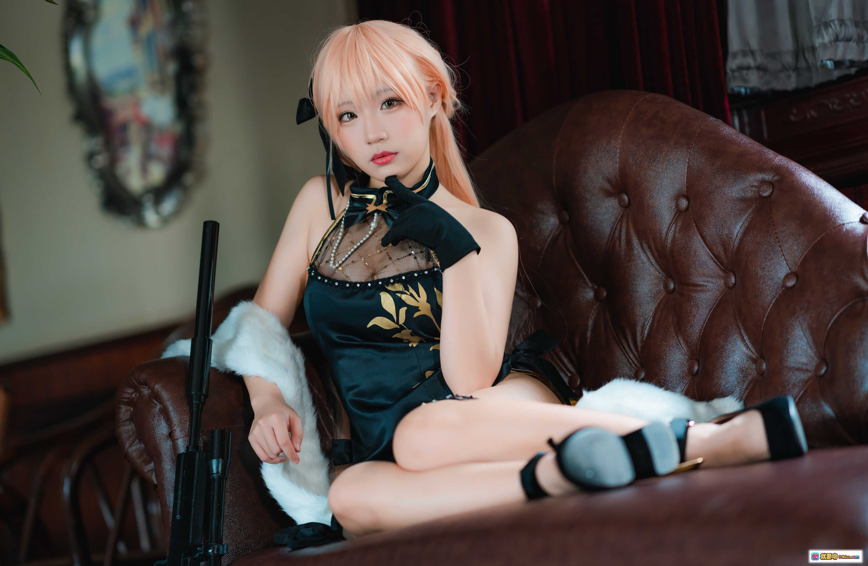图片[3] - 弥美Mime NO.016 少女前线OTS-14紫雨心cosplay写真 黑金蕾丝旗袍 持枪少女 粉发蝴蝶结 21P高清图集 - 就要吻