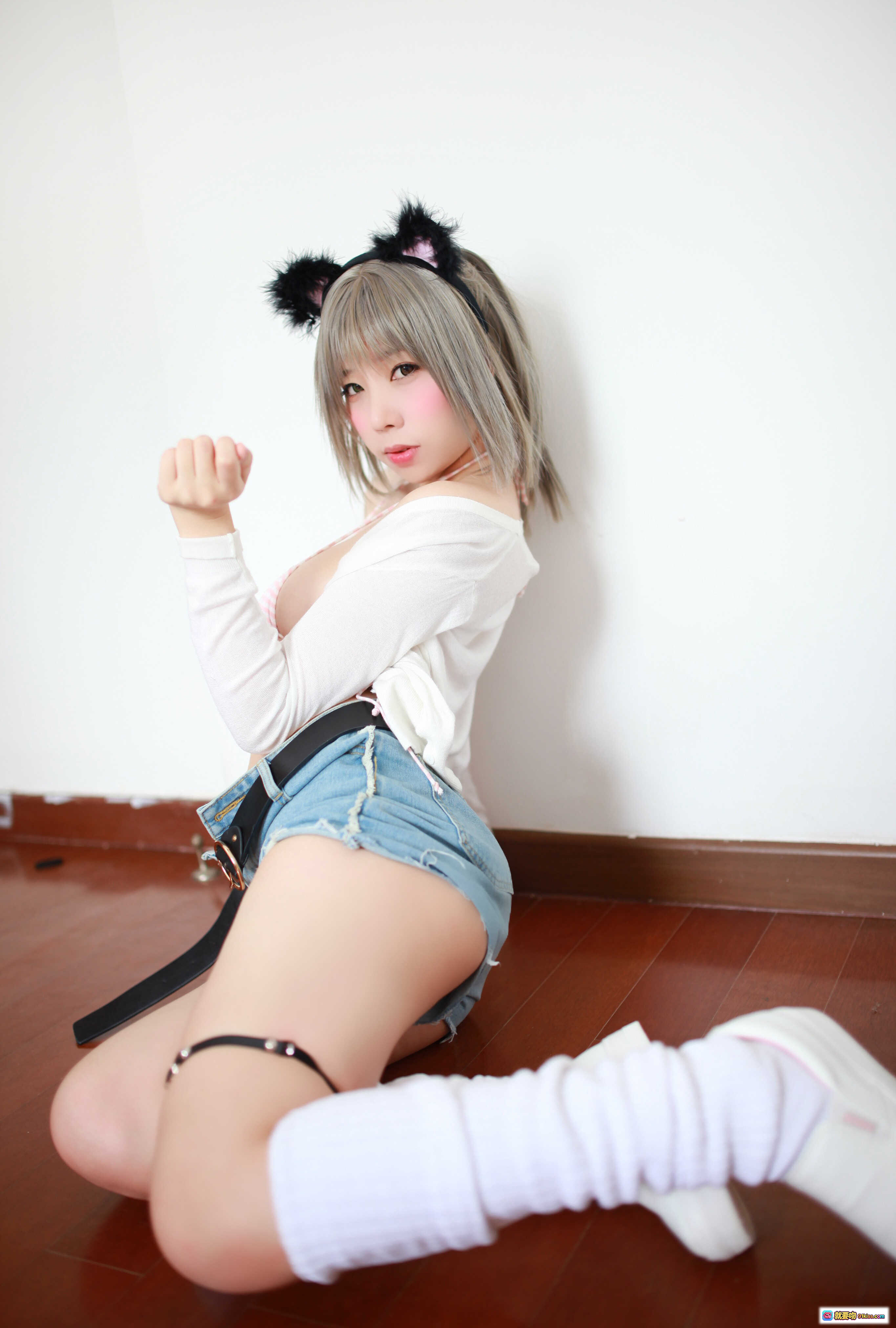 图片[10] - 鹿野希NO.002猫少女写真｜猫耳发箍+粉色内衣+白色长袖+过膝袜+ thigh strap｜75P高清图集 - 就要吻