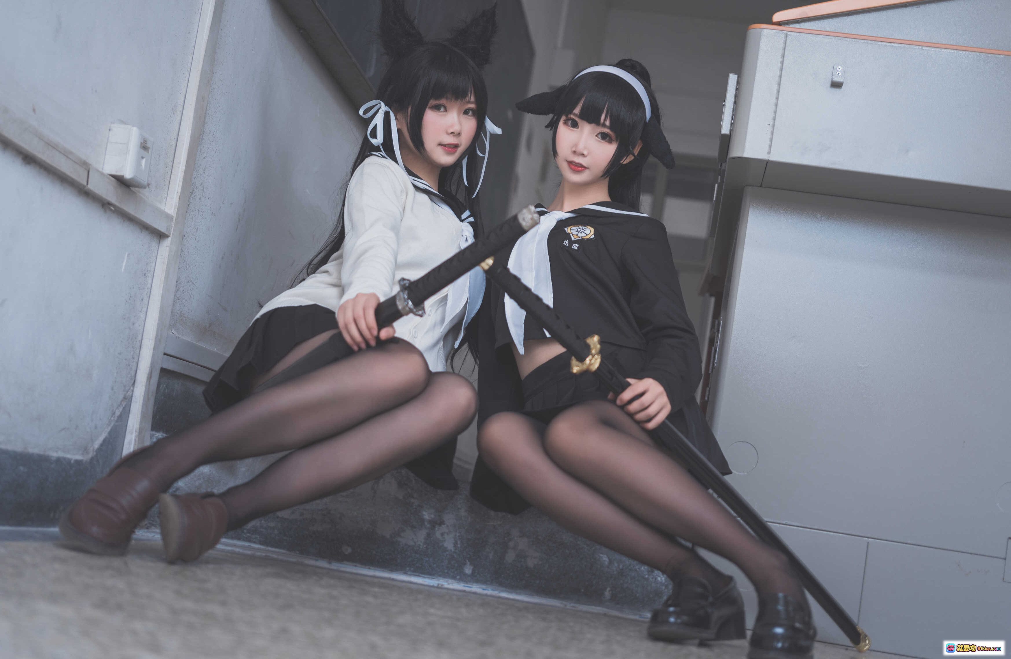 图片[4] - 面饼仙儿 NO.003 高雄仙儿 黑丝美腿教室写真 34P高清图集 学院风制服诱惑 - 就要吻