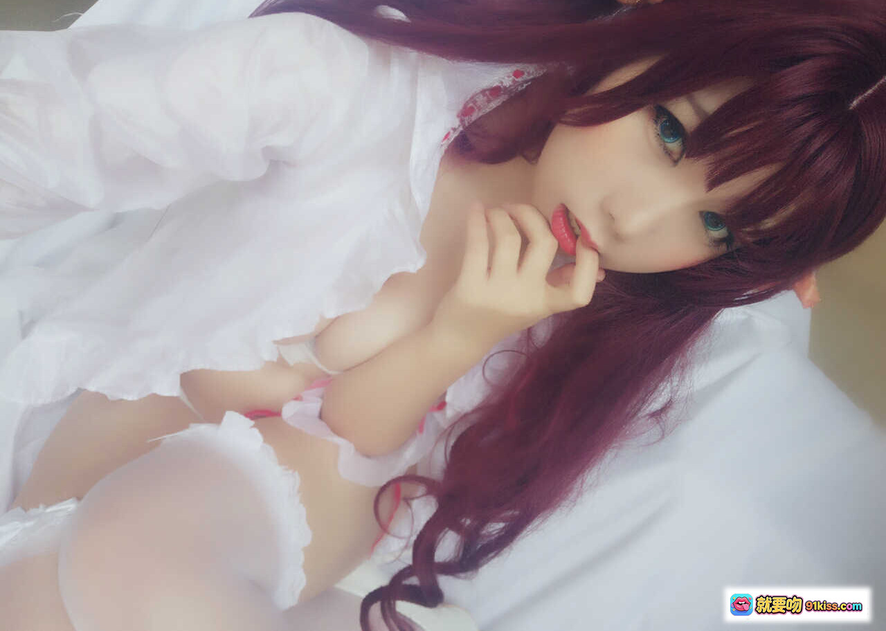 图片[9] - 鹿野希NO.001红月幻想Cosplay写真｜深红长发+花饰+白衬衫+精灵耳+甜美手势+20P高清图集 - 就要吻