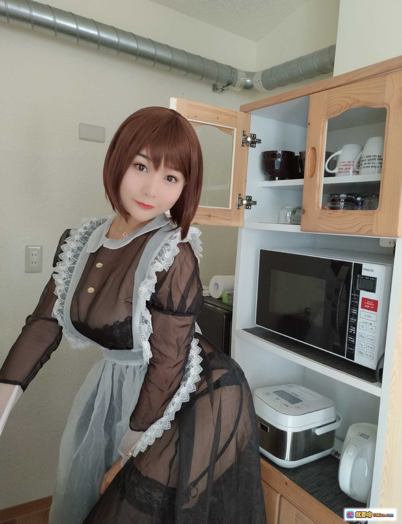 图片[1] - 三刀刀miido NO.017 透明女仆装写真 32P高清美图 黑色蕾丝透视裙 厨房场景私房照 - 就要吻