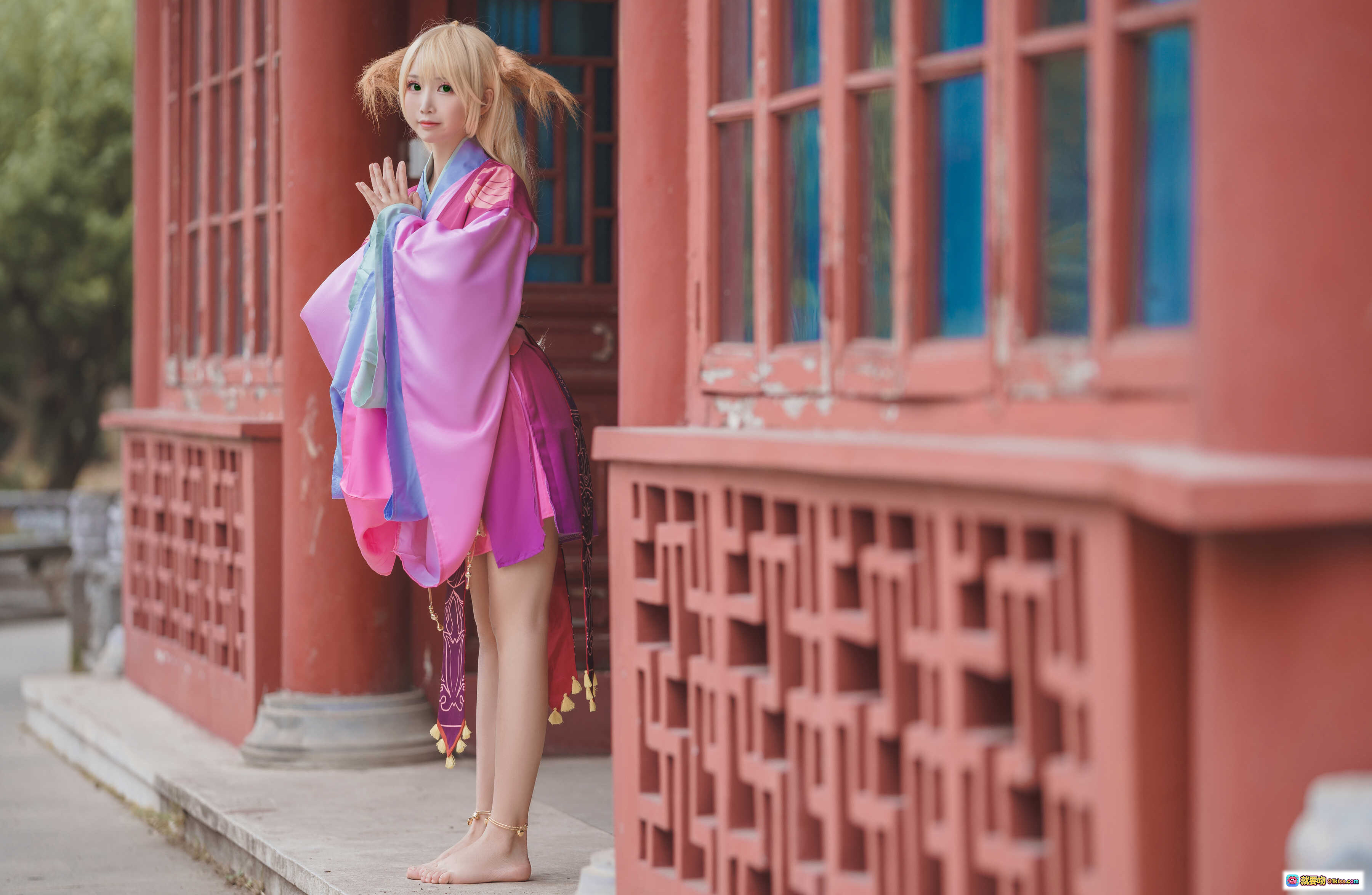 图片[5] - 面饼仙儿NO.032涂山苏苏古风汉服写真 紫粉撞色裙摆 金色铃铛流苏装饰 精美刺绣图案 14P高清图集 - 就要吻