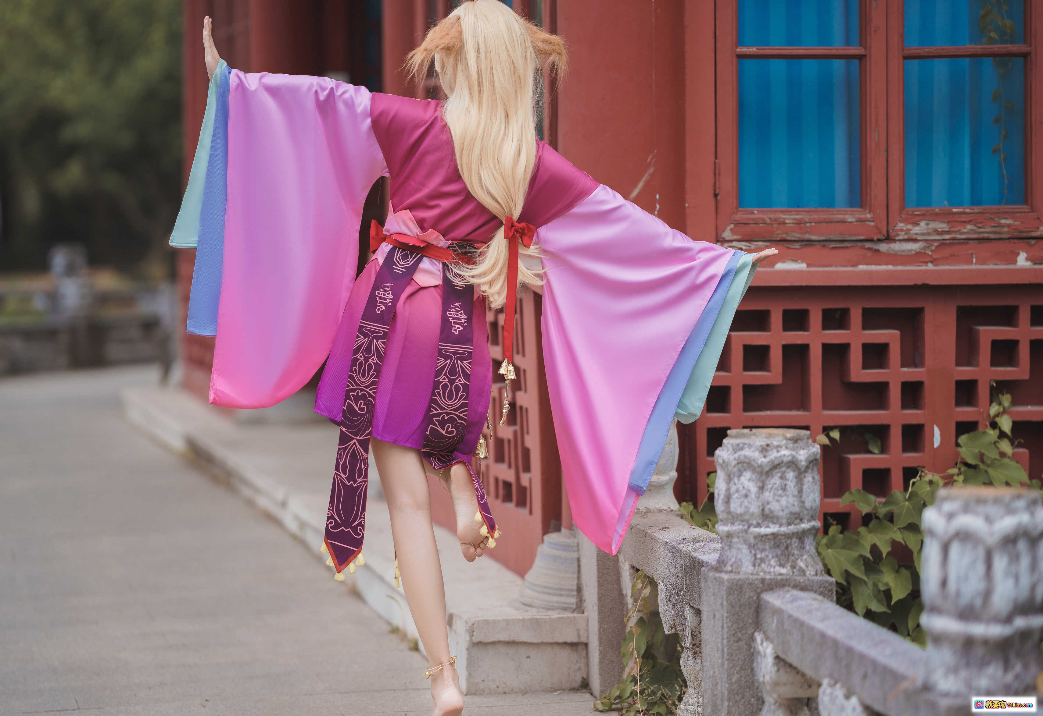 图片[7] - 面饼仙儿NO.032涂山苏苏古风汉服写真 紫粉撞色裙摆 金色铃铛流苏装饰 精美刺绣图案 14P高清图集 - 就要吻