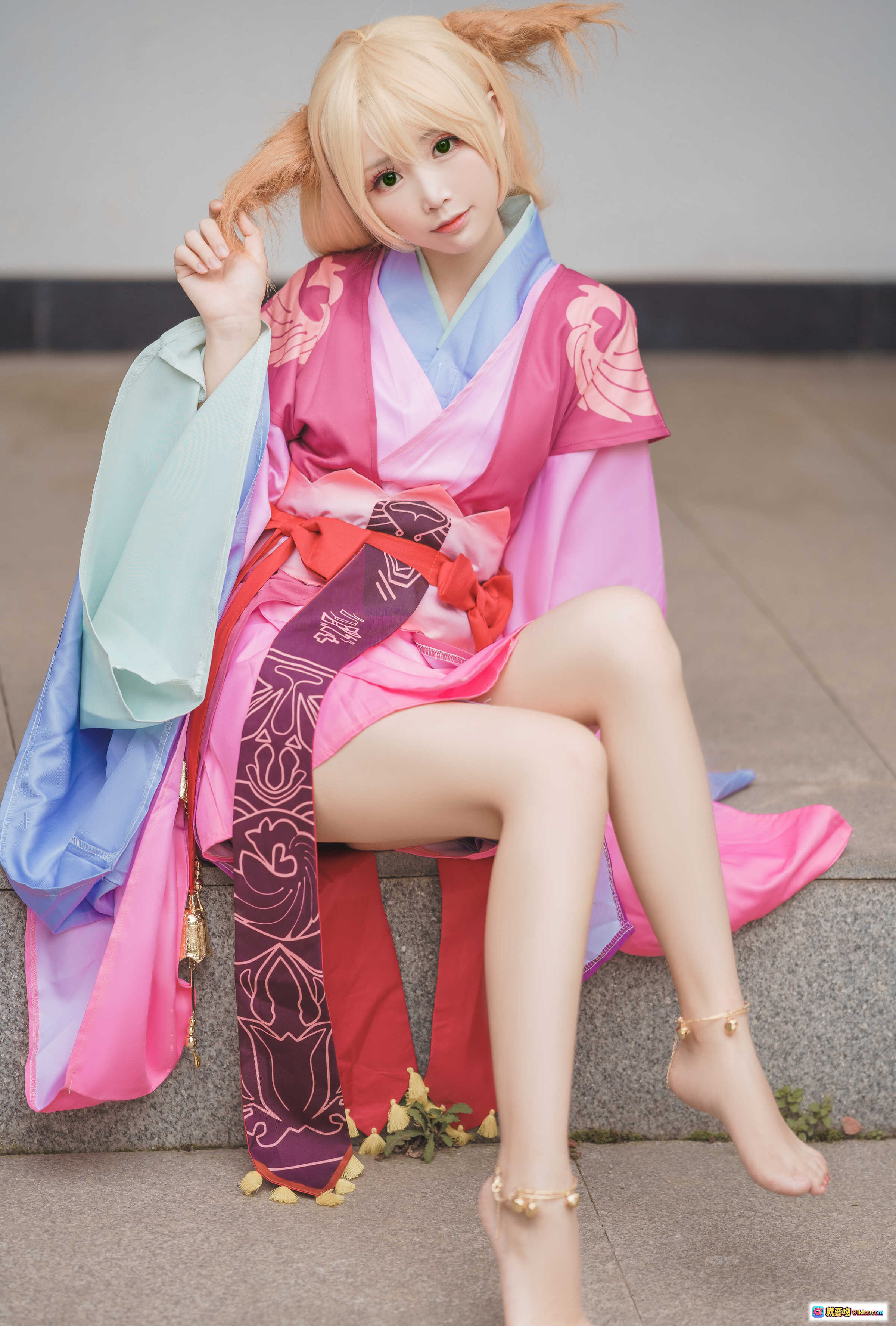 图片[4] - 面饼仙儿NO.032涂山苏苏古风汉服写真 紫粉撞色裙摆 金色铃铛流苏装饰 精美刺绣图案 14P高清图集 - 就要吻