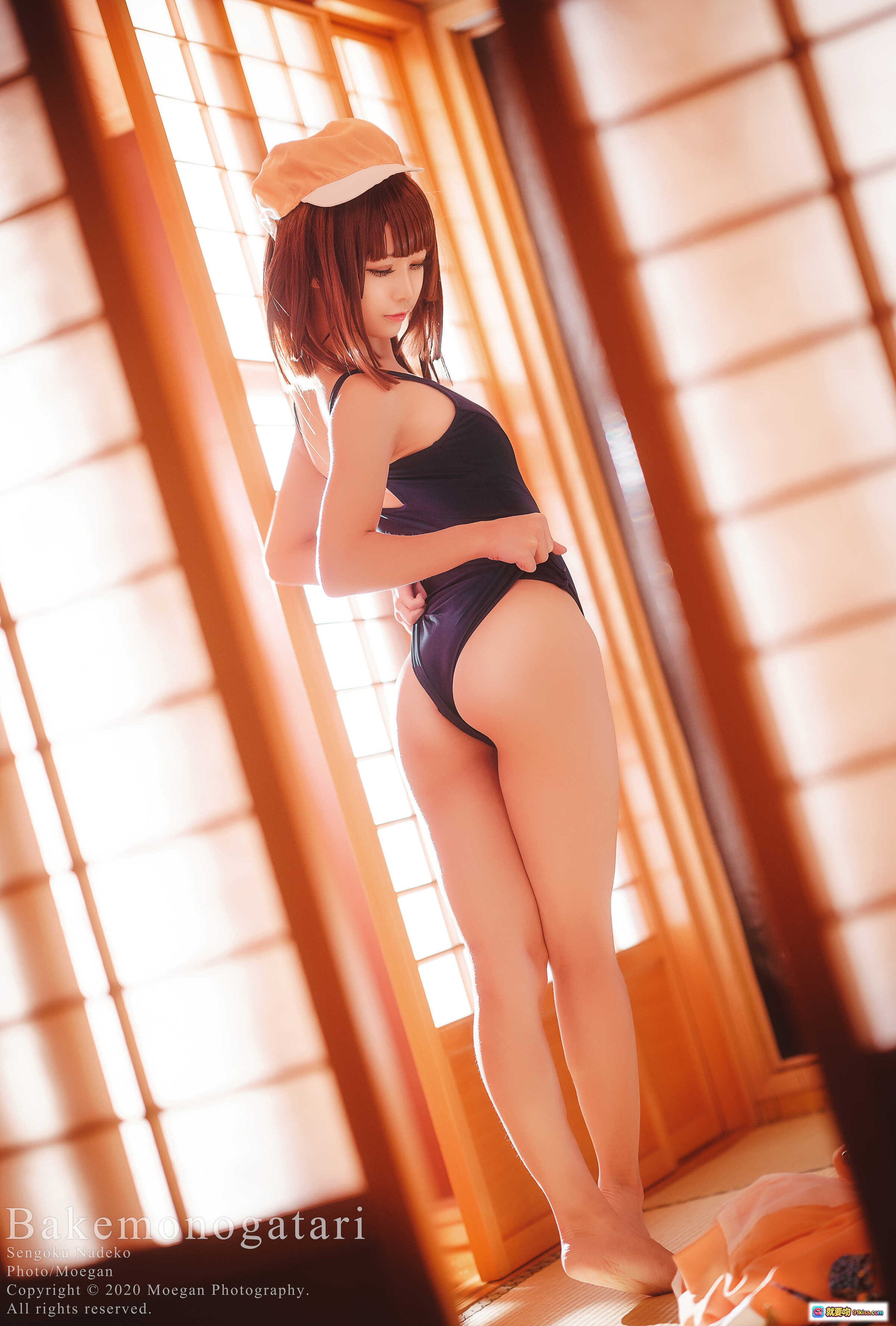 图片[4] - 千石抚子cosplay化物语日式和风写真 美少女跪姿黑泳衣橙帽光影艺术摄影 - 就要吻