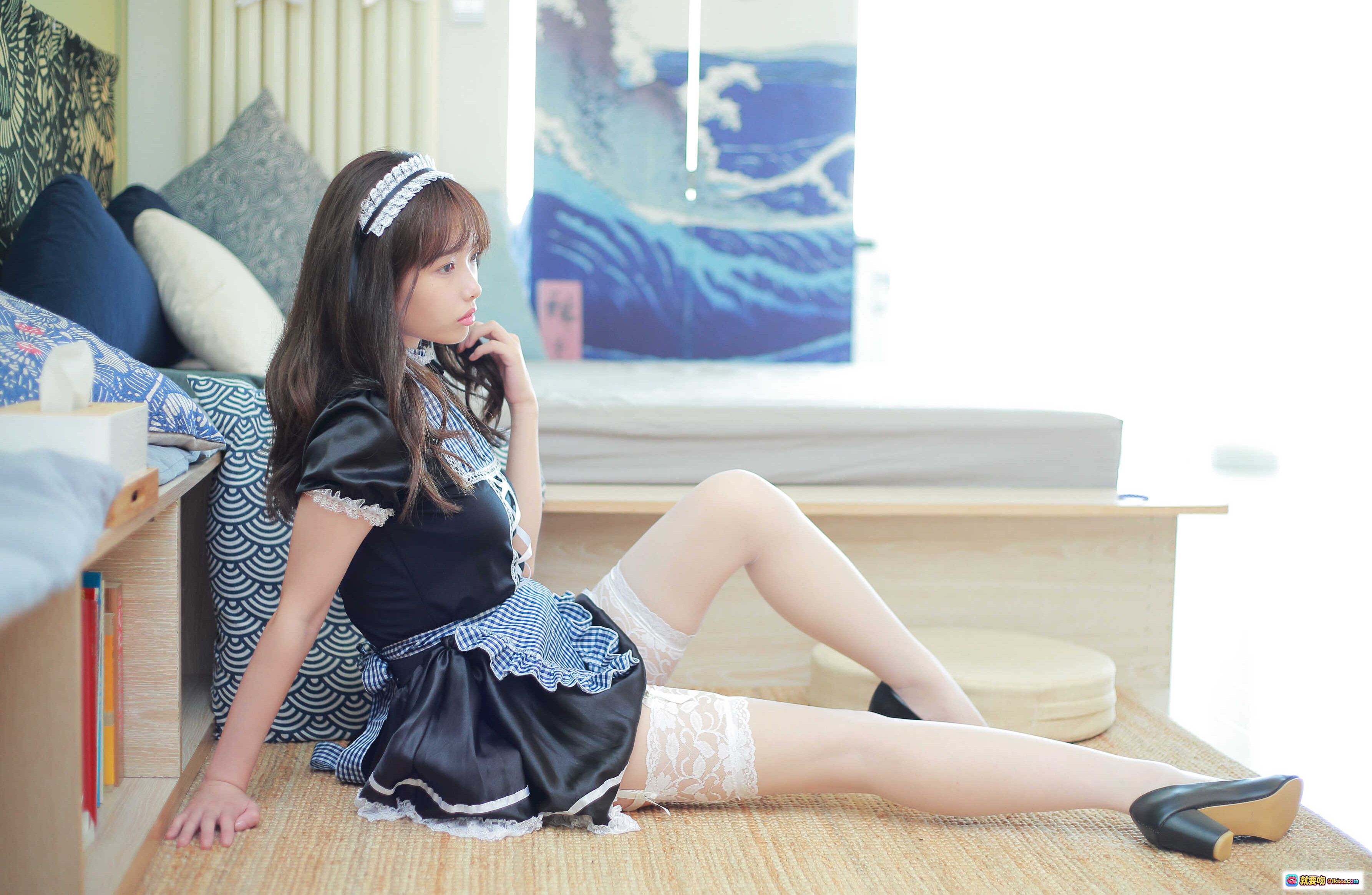 图片[1] - 雯妹不讲道理NO.002女仆写真17P高清美图 黑色蕾丝女仆装 日系榻榻米场景 甜美长发少女 优雅坐姿私房摄影 - 就要吻