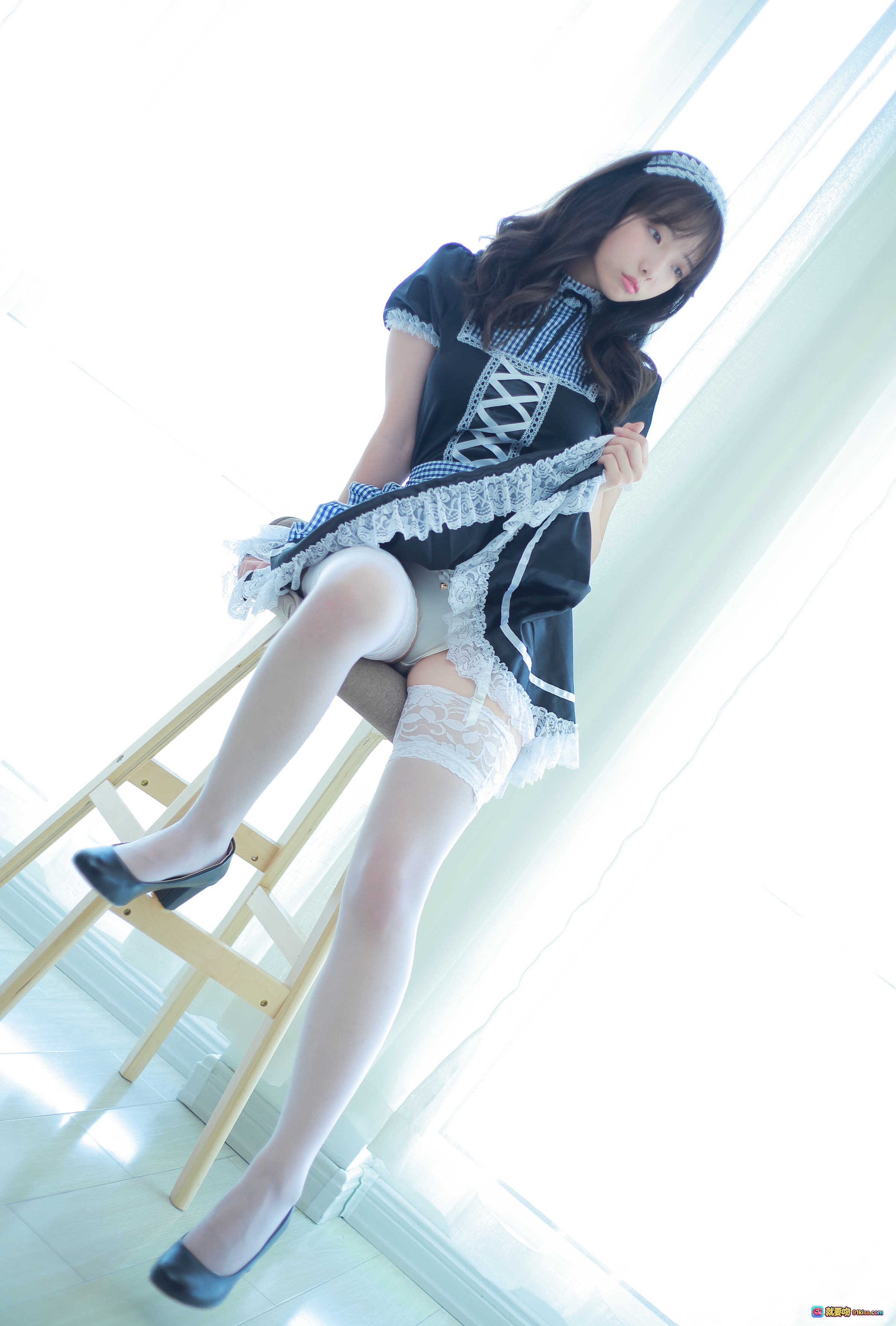 图片[3] - 雯妹不讲道理NO.002女仆写真17P高清美图 黑色蕾丝女仆装 日系榻榻米场景 甜美长发少女 优雅坐姿私房摄影 - 就要吻