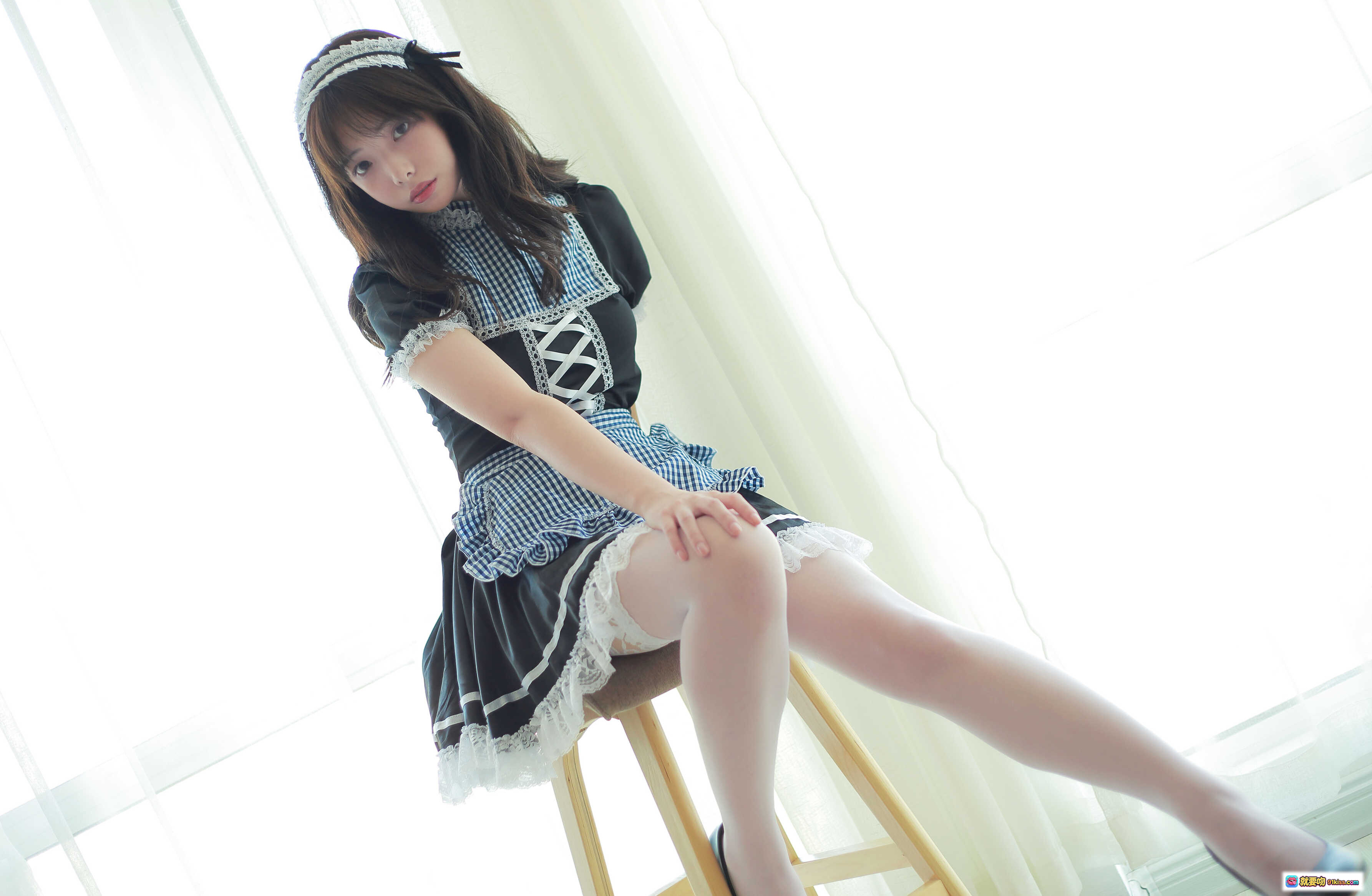 图片[4] - 雯妹不讲道理NO.002女仆写真17P高清美图 黑色蕾丝女仆装 日系榻榻米场景 甜美长发少女 优雅坐姿私房摄影 - 就要吻