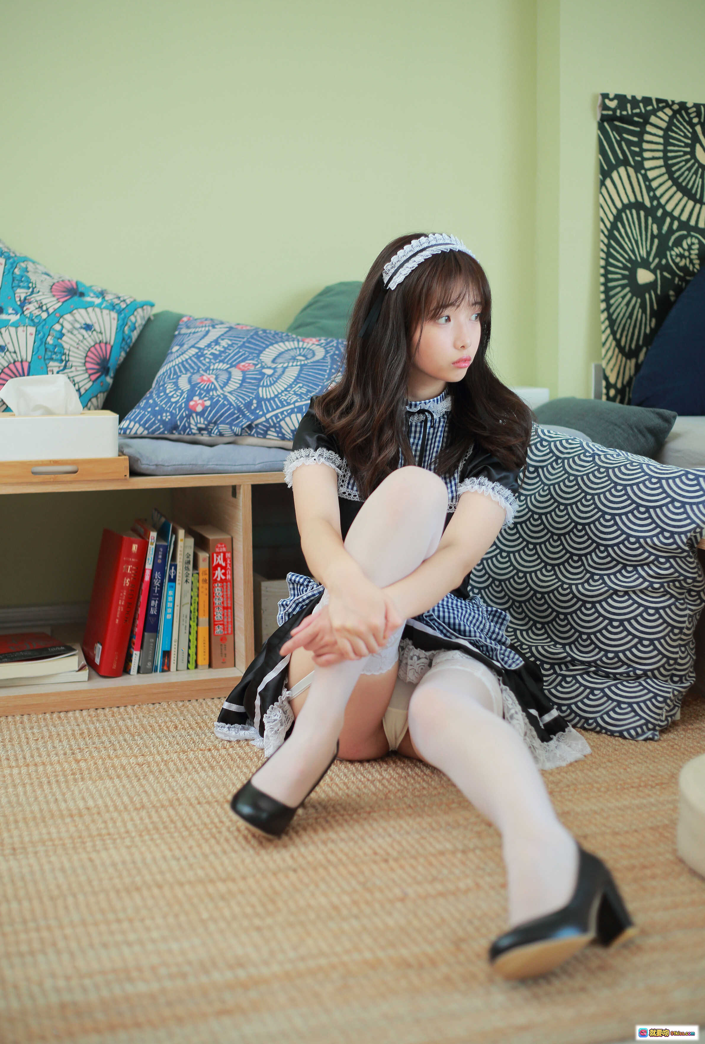 图片[10] - 雯妹不讲道理NO.002女仆写真17P高清美图 黑色蕾丝女仆装 日系榻榻米场景 甜美长发少女 优雅坐姿私房摄影 - 就要吻