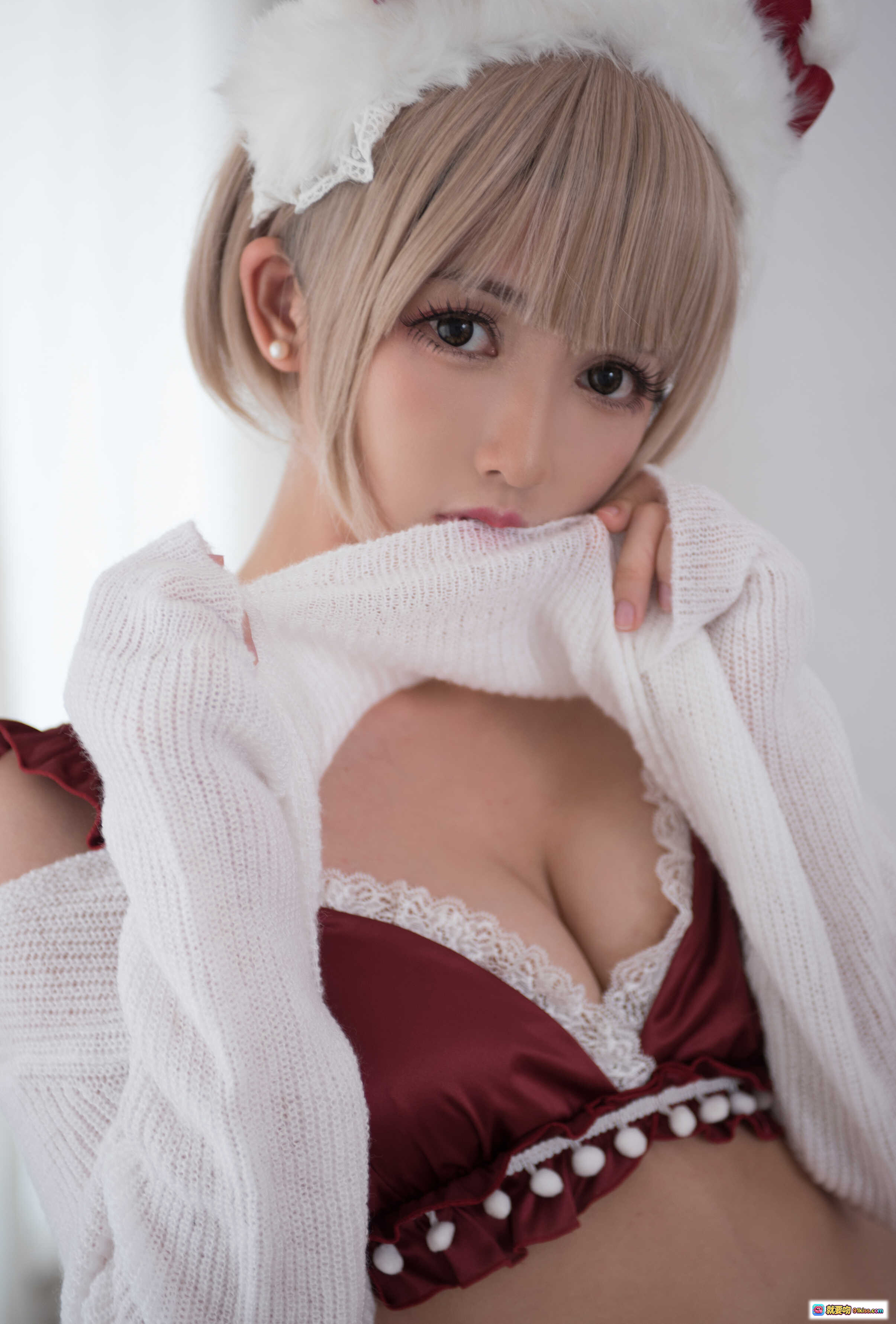 图片[3] - 鳗鱼霏儿NO.064兽耳圣诞白网袜写真 甜美性感蕾丝内衣搭配白色渔网袜居家私房美腿特写 - 就要吻