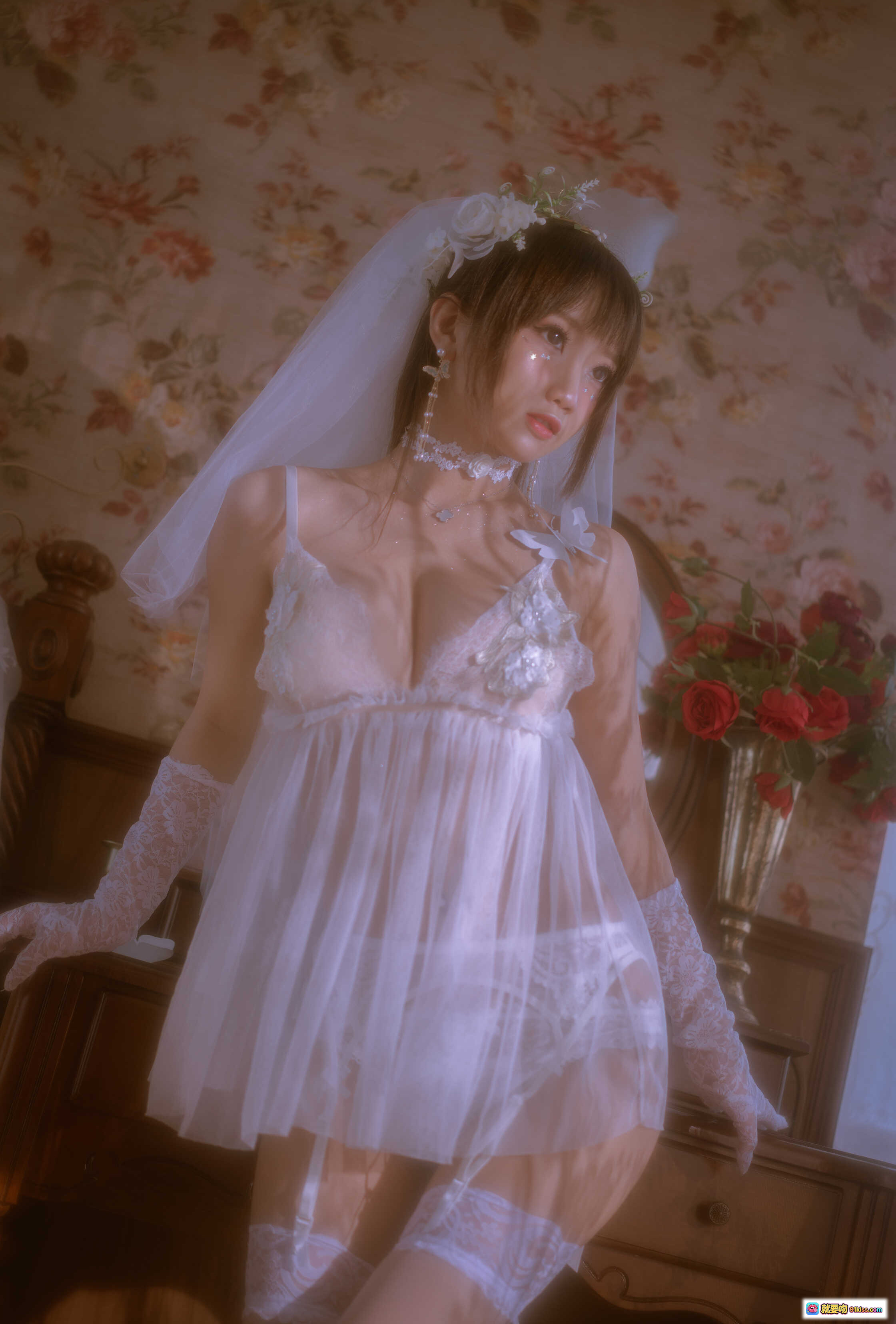 图片[10] - 鬼畜瑶NO.023蝶变花嫁写真｜白色蕾丝蝴蝶纹身新娘装｜性感美背透视纱裙｜50P高清图集 - 就要吻