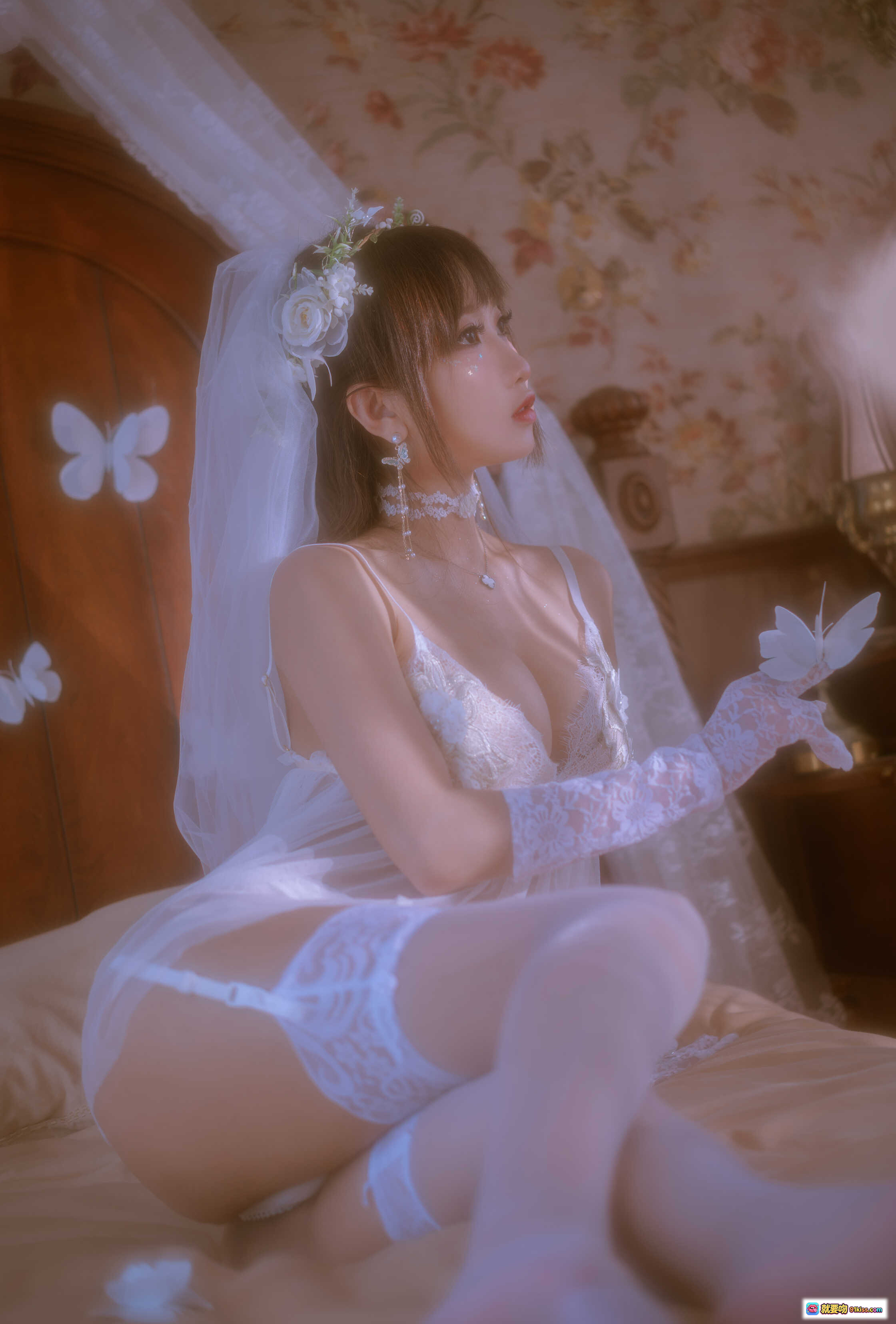 图片[7] - 鬼畜瑶NO.023蝶变花嫁写真｜白色蕾丝蝴蝶纹身新娘装｜性感美背透视纱裙｜50P高清图集 - 就要吻