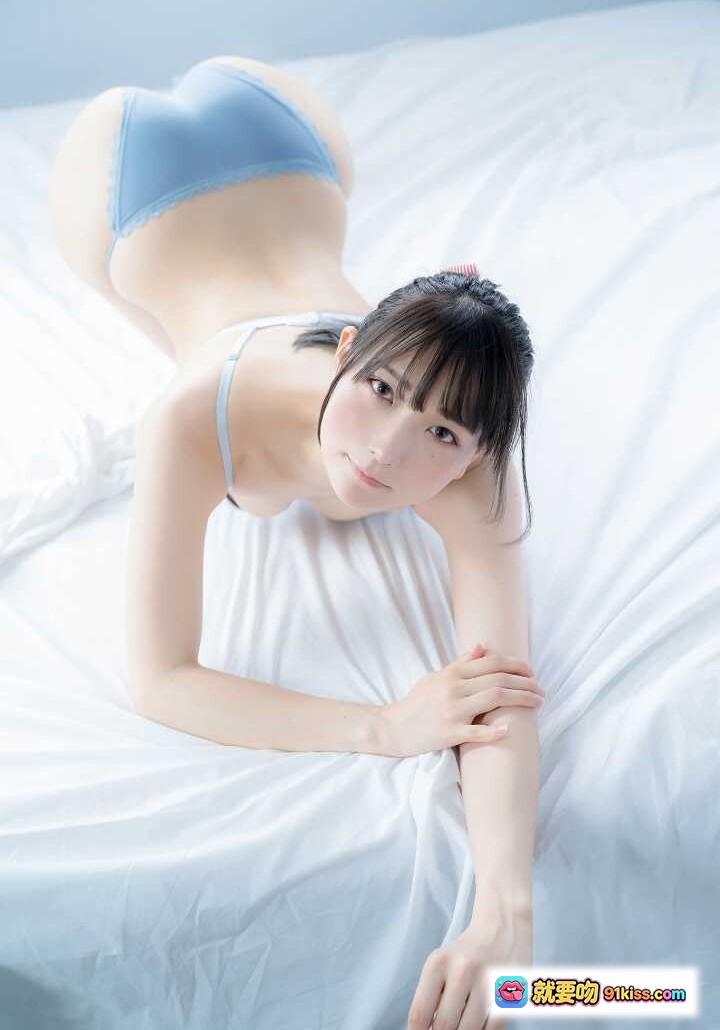 图片[10] - 天使降臨！ハレムフェチグラビア｜美尻黒ストッキング×淡いブルーブラ｜清楚系美女の背中と曲線美 - 就要吻