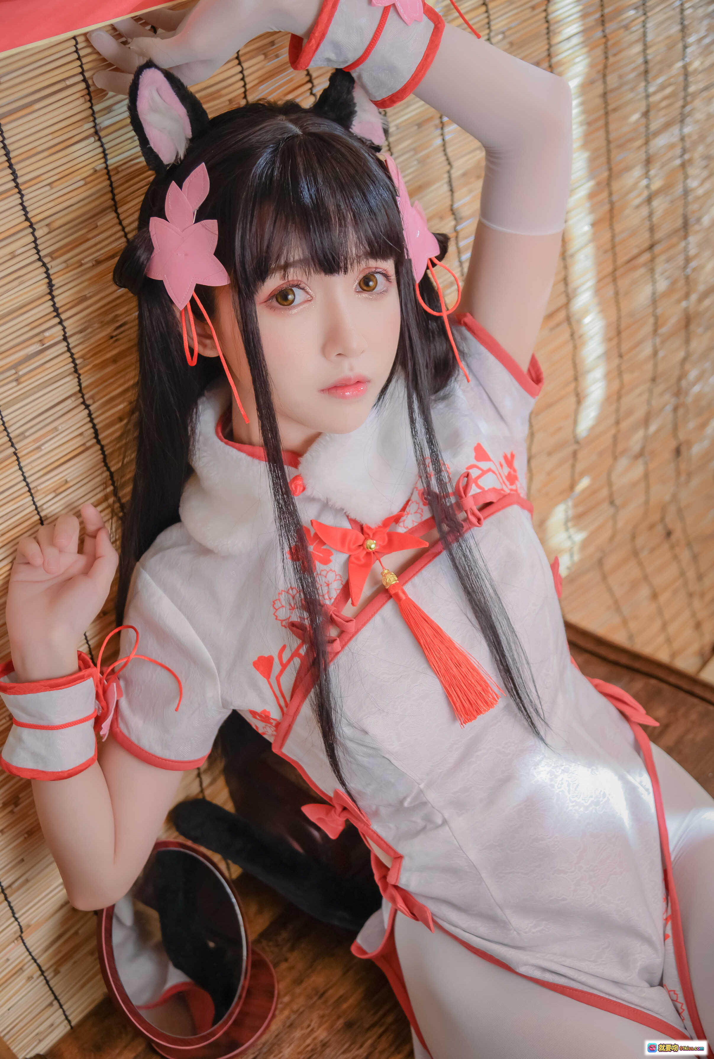 图片[10] - 鳗鱼霏儿NO.018碧蓝华裳夕暮cos写真 白色旗袍猫耳少女 和风房间花伞美腿16P高清图集 - 就要吻