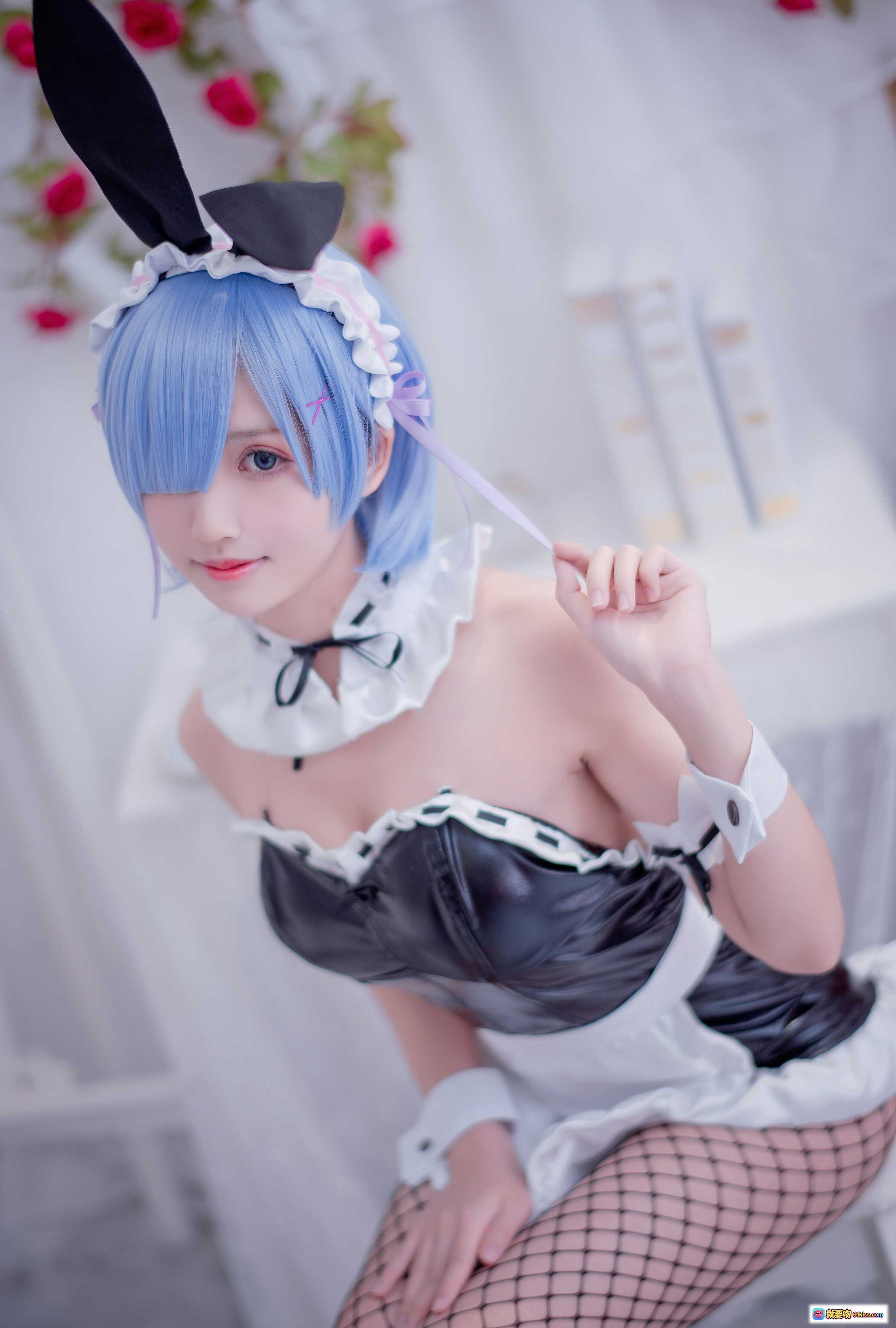 图片[5] - 鳗鱼霏儿NO.039蕾姆cosplay兔女郎女仆装黑丝高跟网袜蓝发写真美图 - 就要吻
