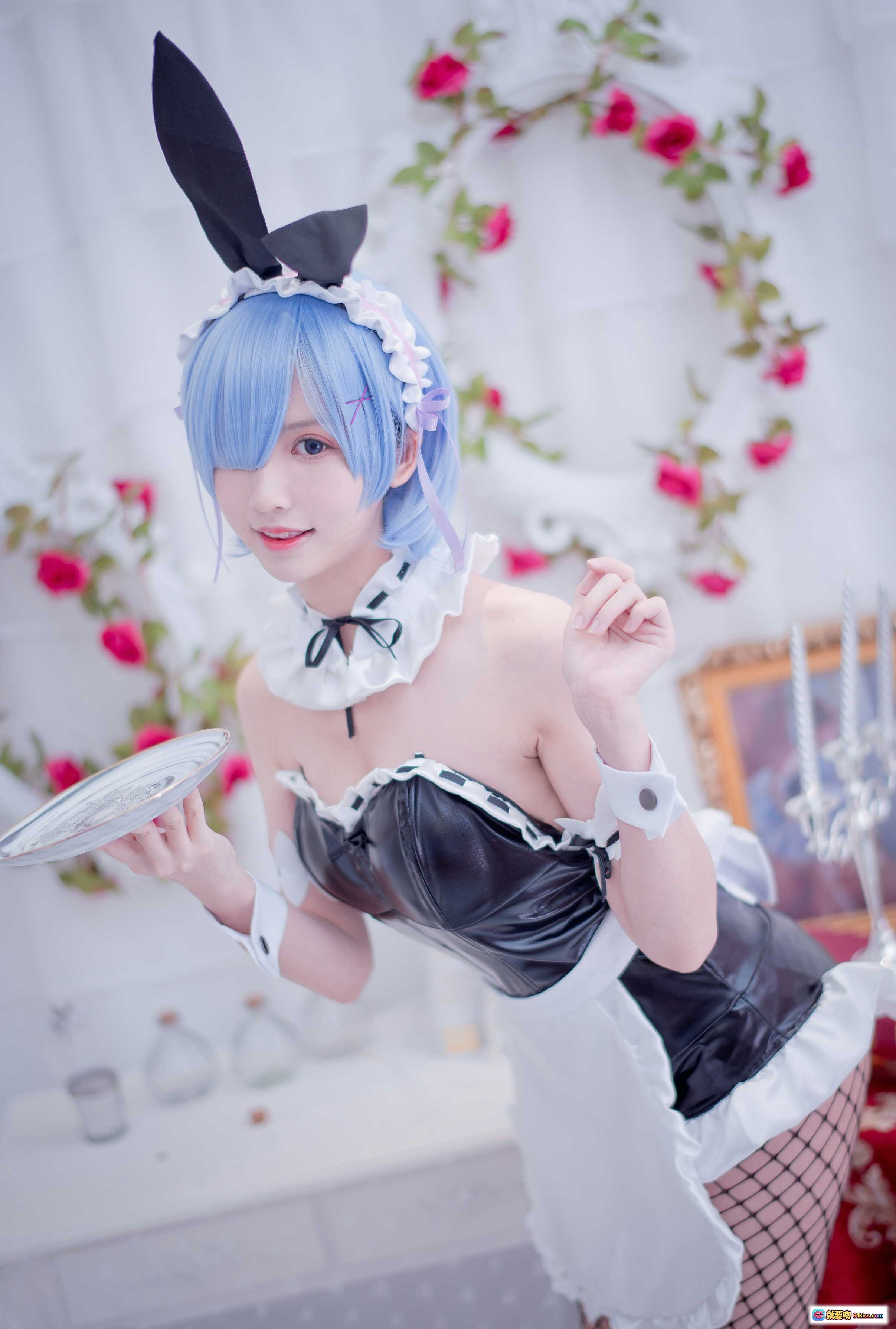 图片[8] - 鳗鱼霏儿NO.039蕾姆cosplay兔女郎女仆装黑丝高跟网袜蓝发写真美图 - 就要吻