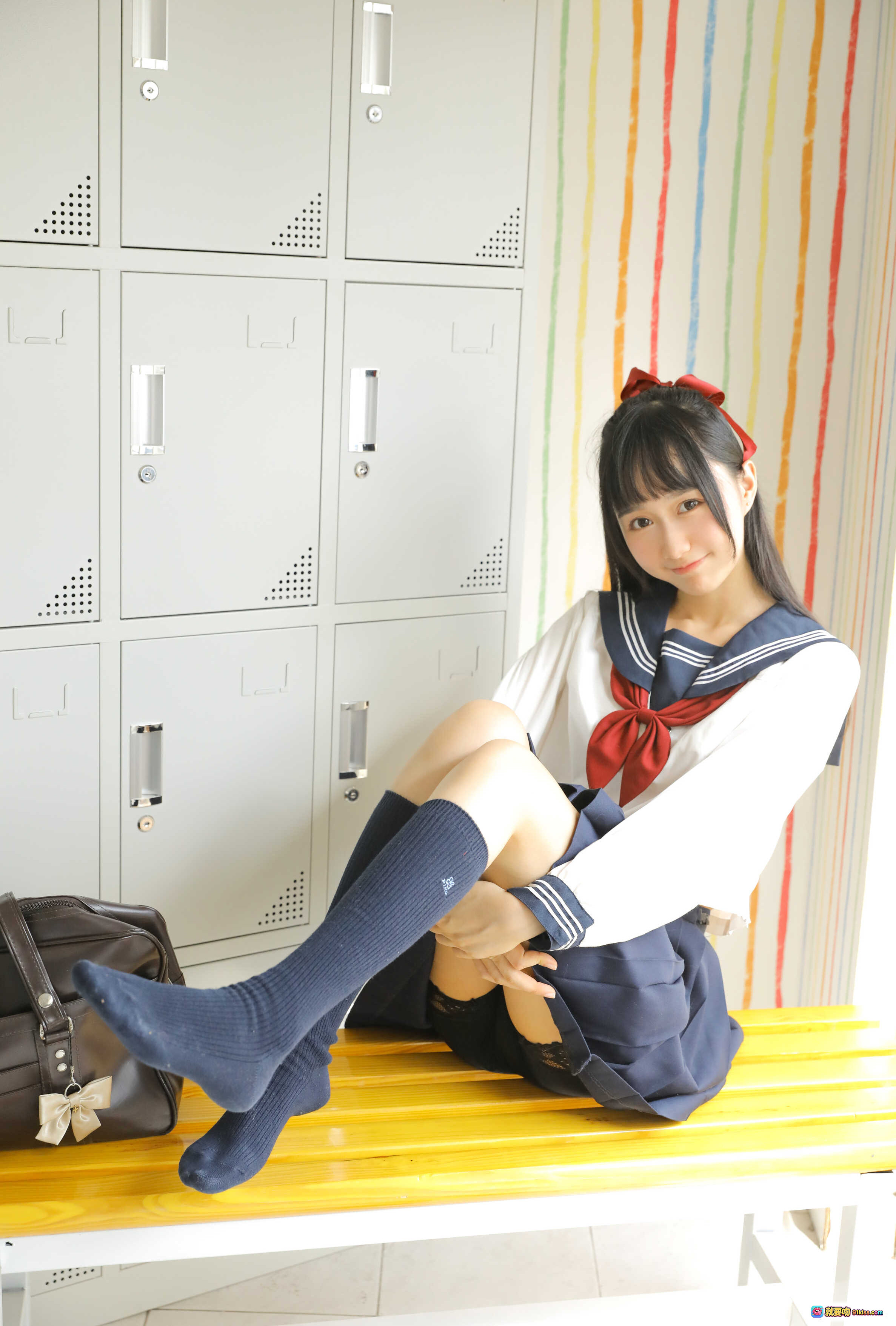 图片[7] - 木绵绵OwO NO.017 绵相随 JK水手服写真 32P高清美图 少女感十足 日系校园风 甜美齐刘海 白衬衫红领结 软妹风摄影集 - 就要吻