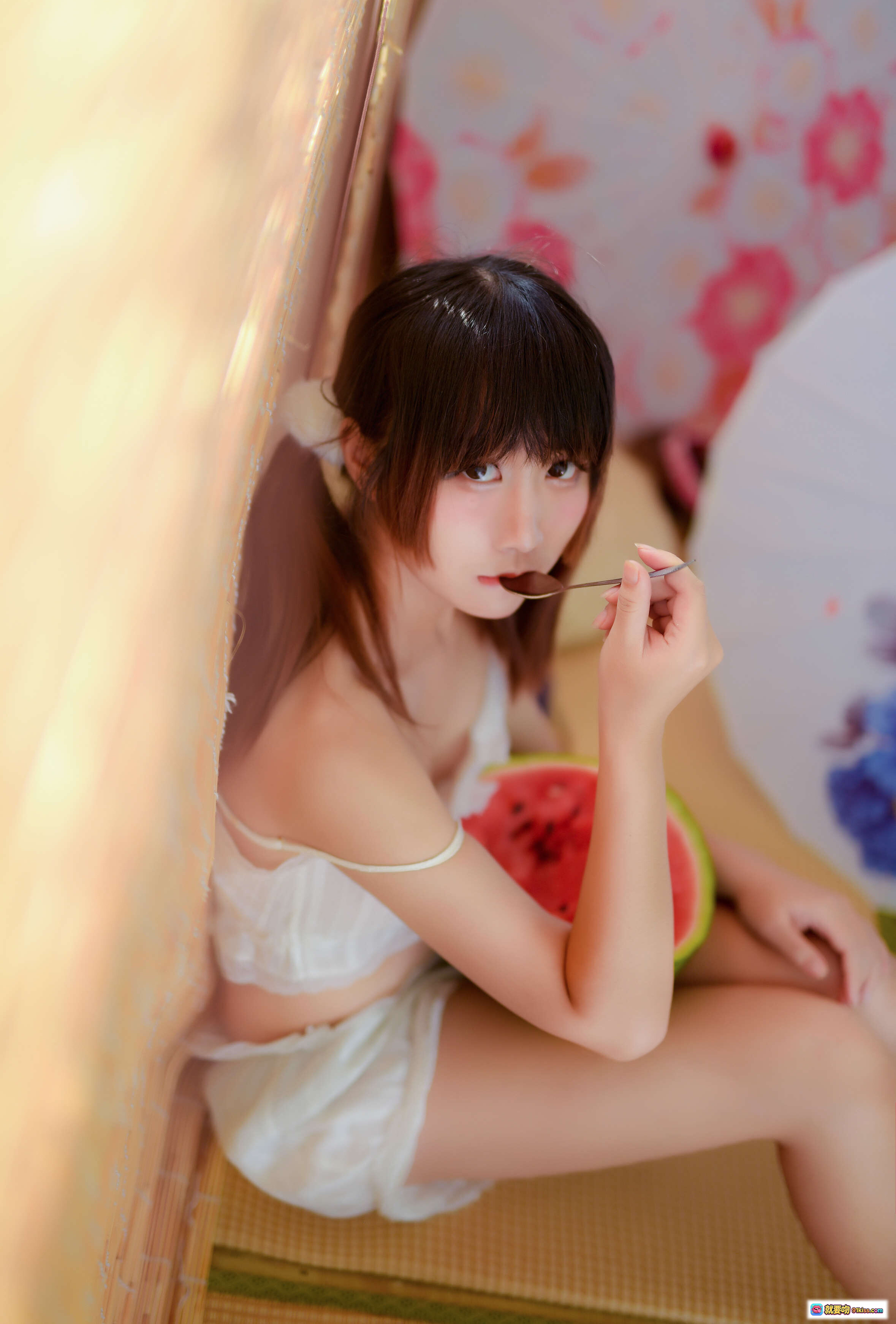 图片[8] - 九曲Jean NO.013 夏日私房写真 甜美少女 手持白扇 西瓜清凉 日式和风 13P高清图集 - 就要吻