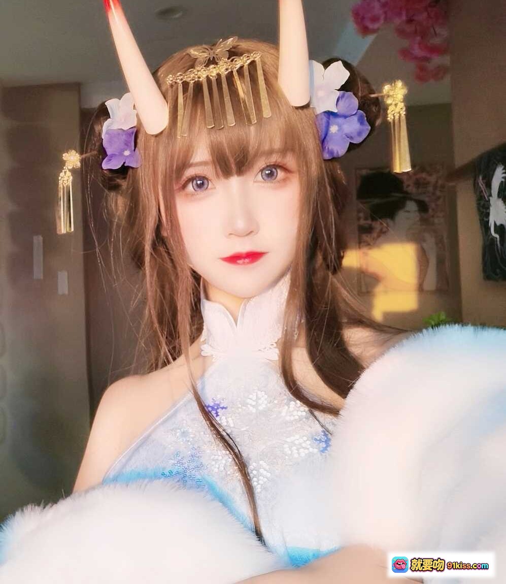 图片[3] - 三度_69 NO.063 能代 冬雪沁香 cosplay 美女 二次元 角饰 蓝花发饰 金流苏 白毛绒服饰 甜美写真 - 就要吻