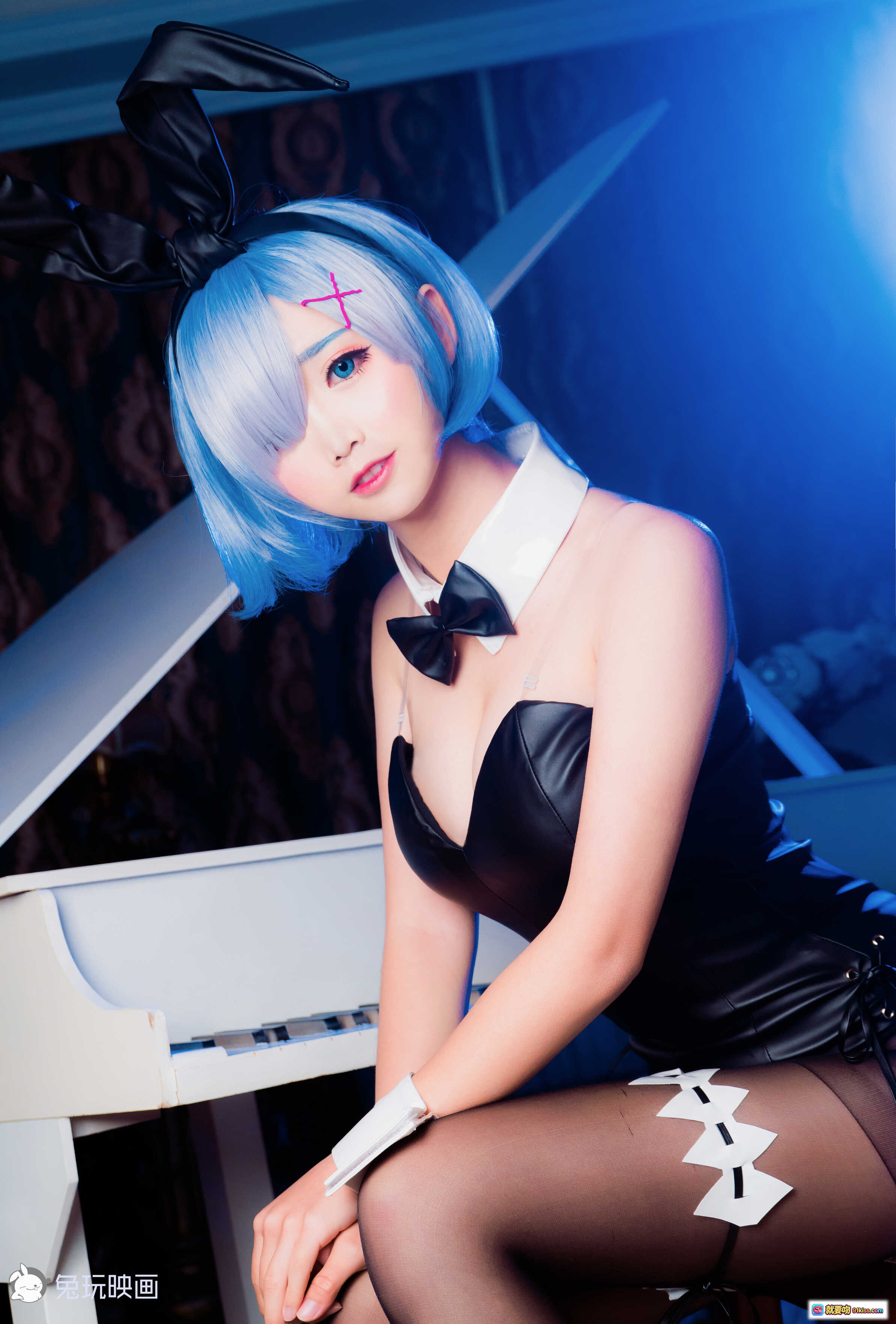图片[10] - 面饼仙儿NO.007兔女郎Cosplay写真｜蓝发黑丝高跟鞋性感私房照52P高清图集 - 就要吻