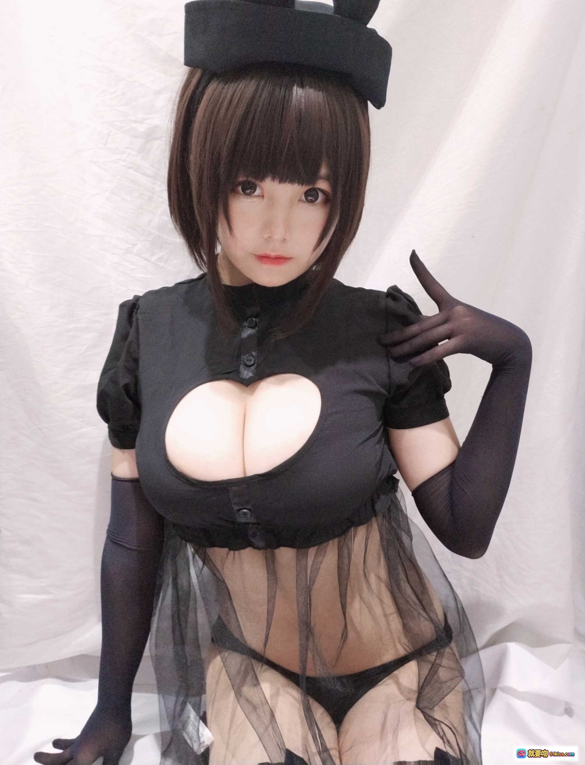 图片[5] - 蜜汁猫裘NO.022兔子护士cosplay写真｜黑丝兔耳女仆装｜性感镂空设计｜30P高清图集 - 就要吻