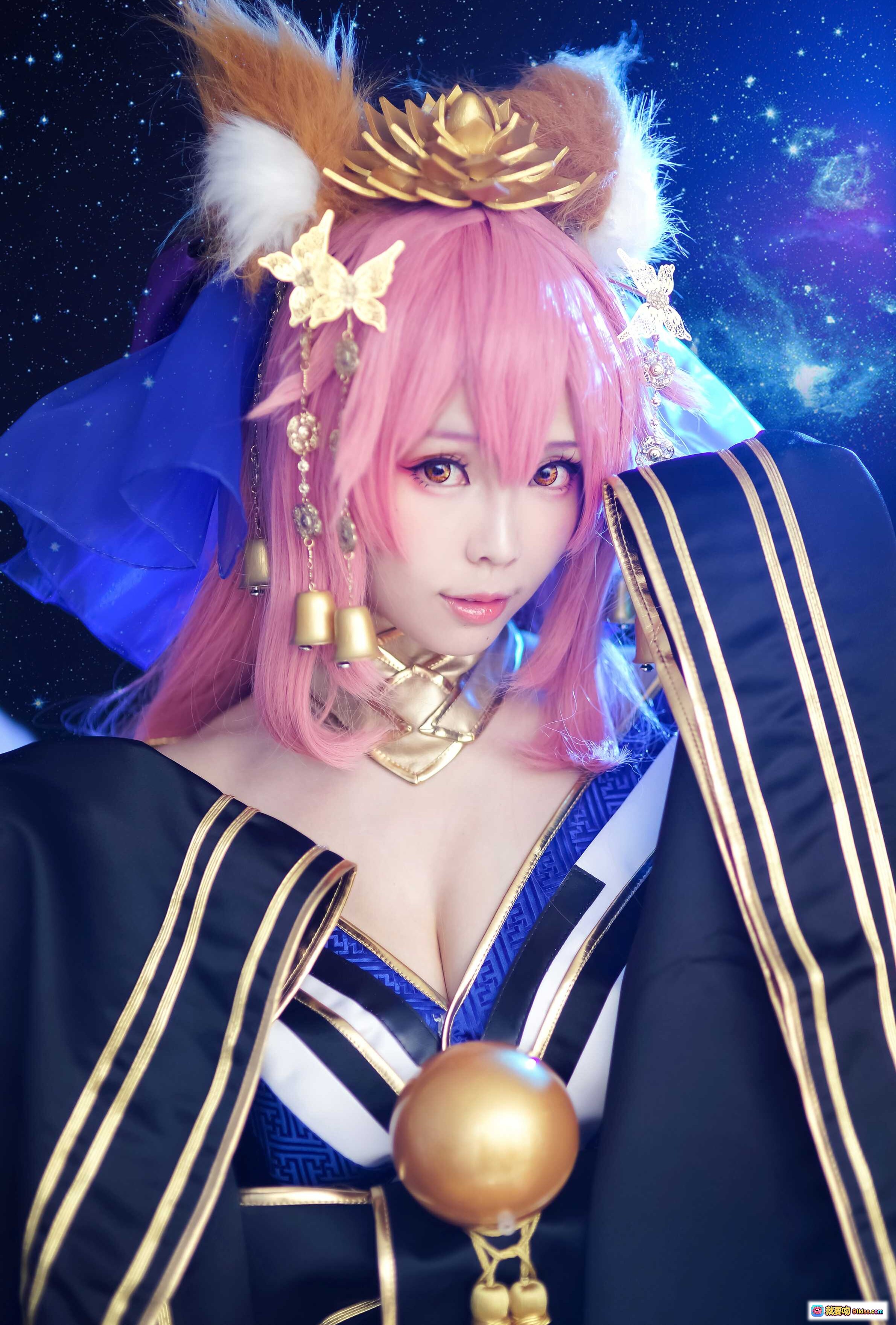 图片[10] - ElyEE子NO.004粉发狐耳cosplay星空背景华丽和风服饰羽毛装饰梦幻写真 - 就要吻