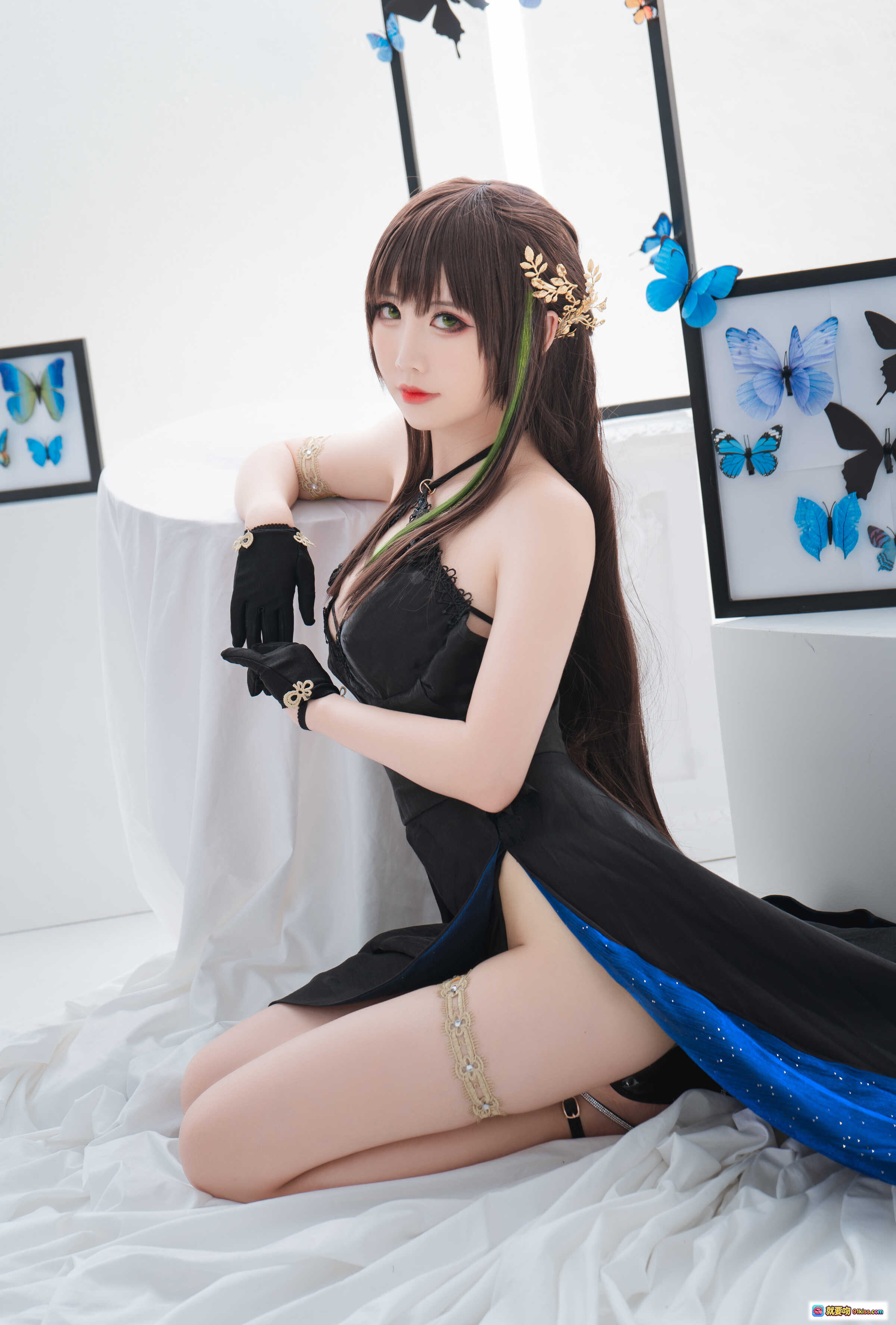 图片[7] - 面饼仙儿NO.086 M4A1 Cosplay写真 | 黑蓝渐变礼服+蝴蝶装饰+高跟绑带+枪械道具 | 21P高清美图 - 就要吻