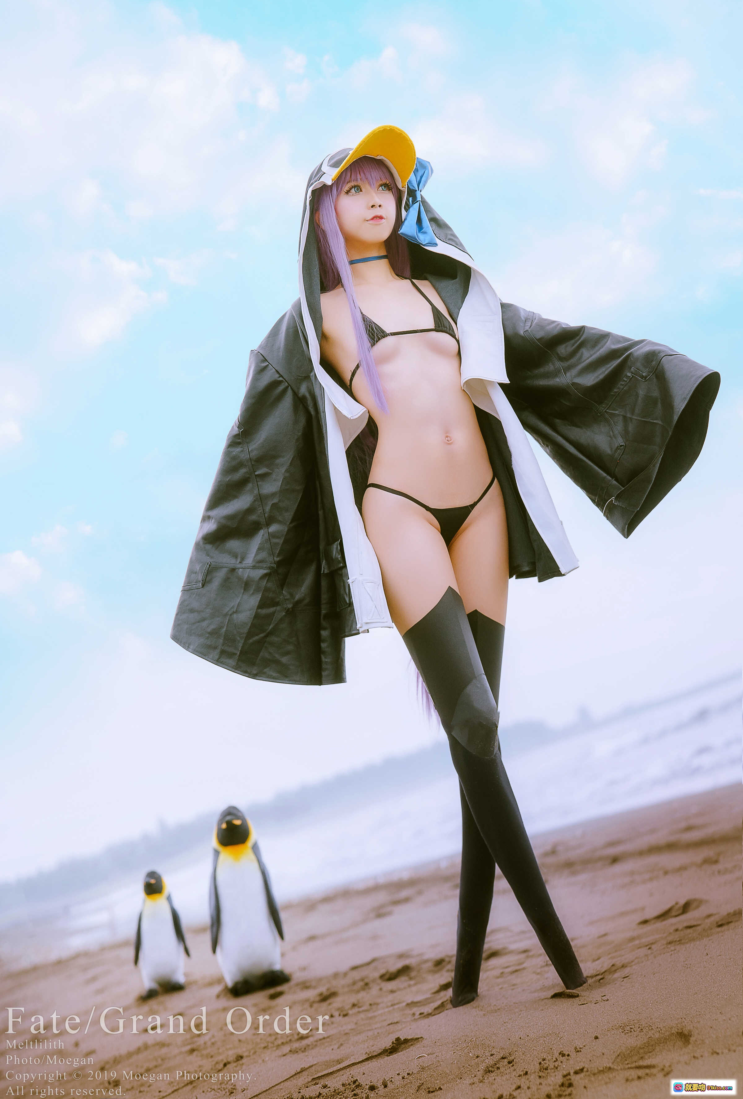 图片[2] - Fate/Grand Order溶解莉莉丝泳装cosplay海滩写真｜梅尔特莉莉丝水着ver｜企鹅相伴｜夏日海边性感造型 - 就要吻